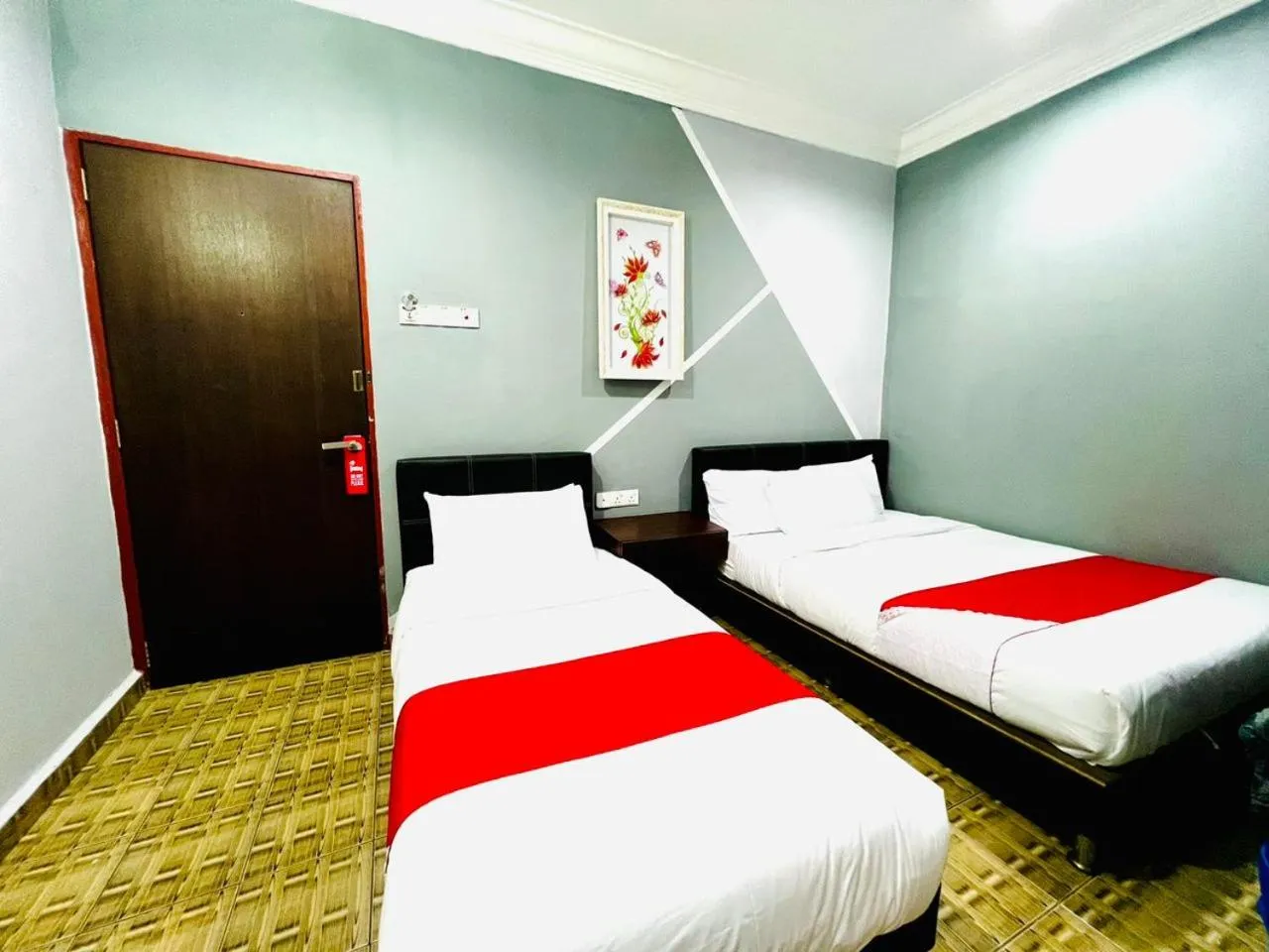 Bed in DAILY INN HOTEL