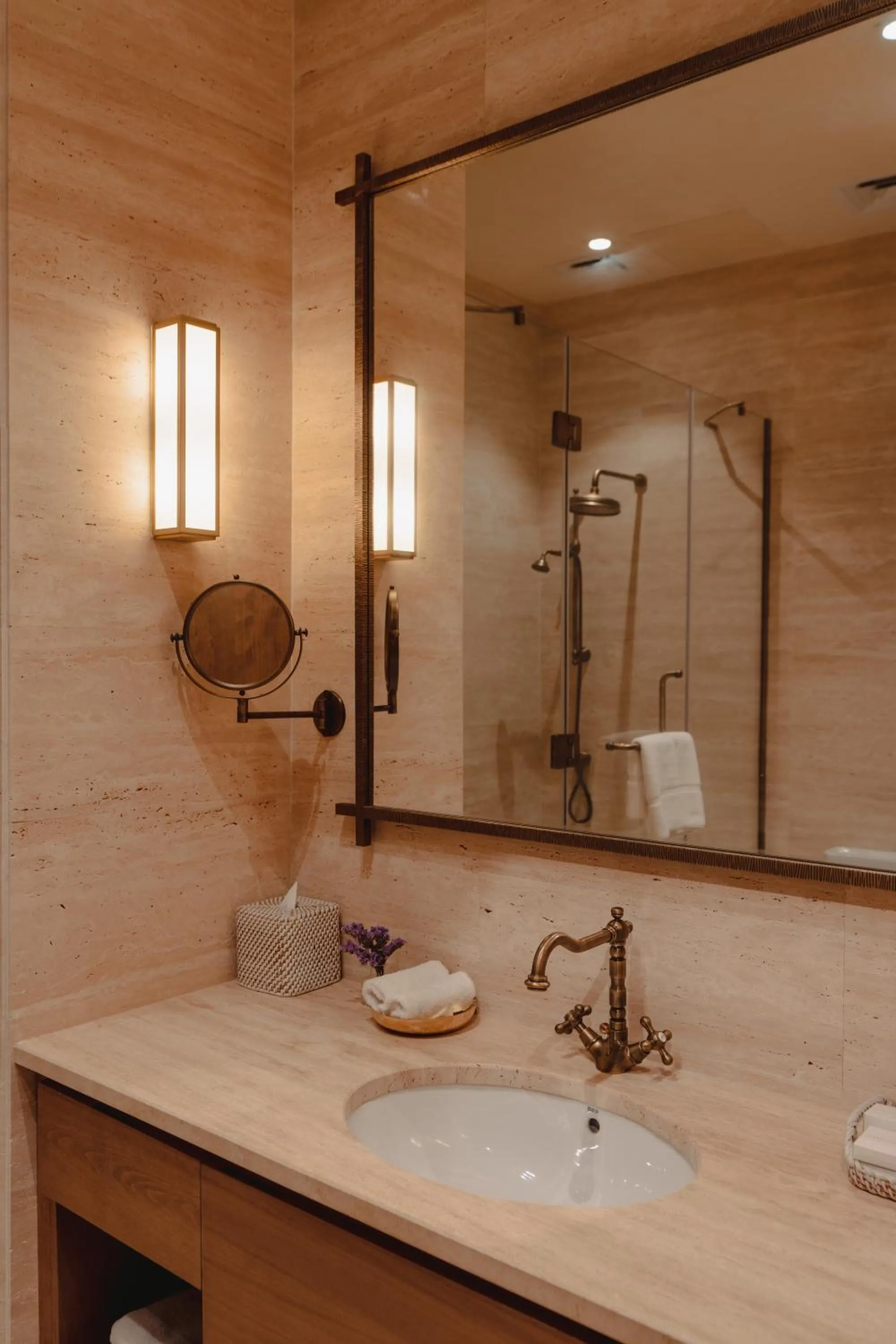 Shower in Al Balad Hospitality