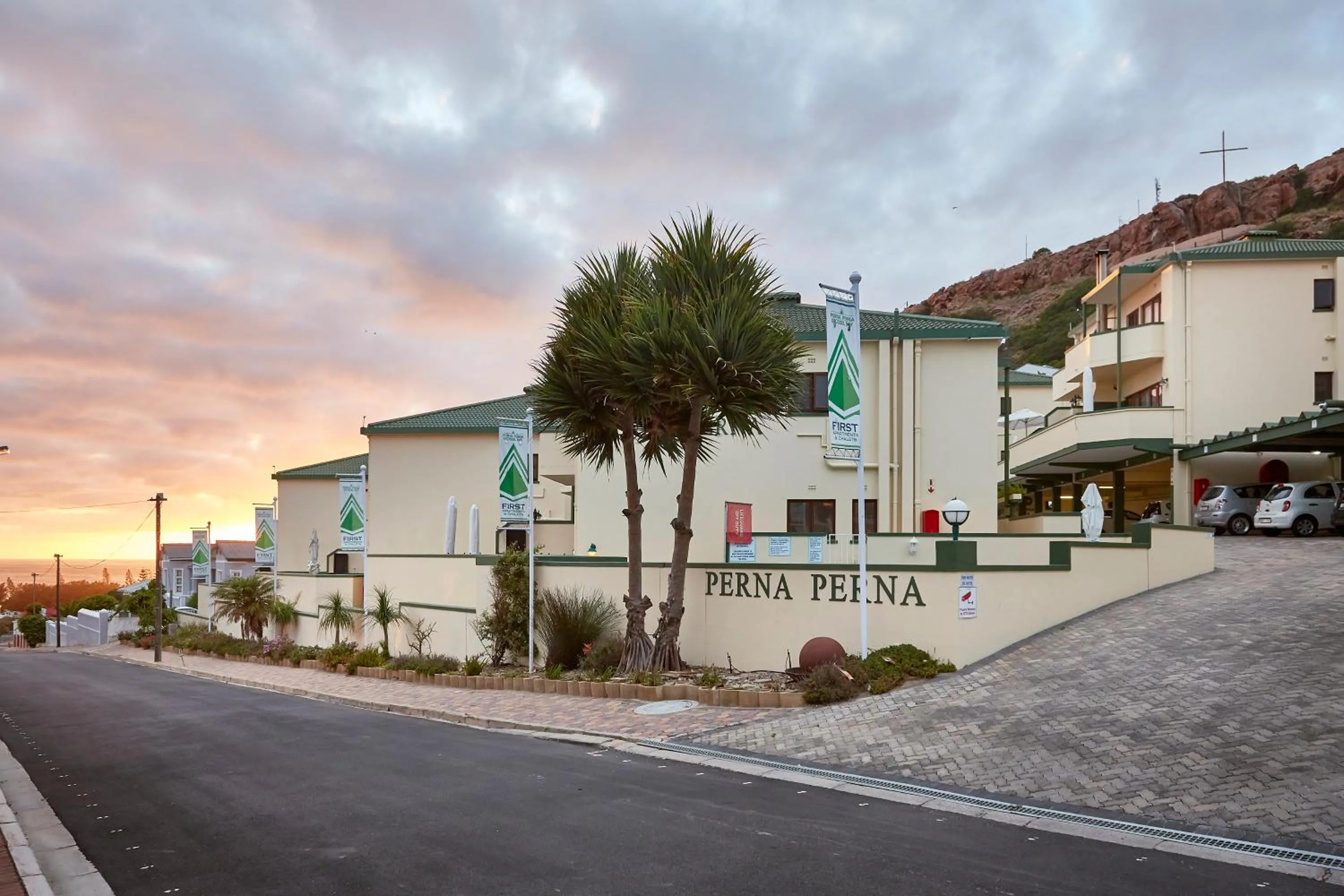 Facade/entrance in First Group Perna Perna Mossel Bay