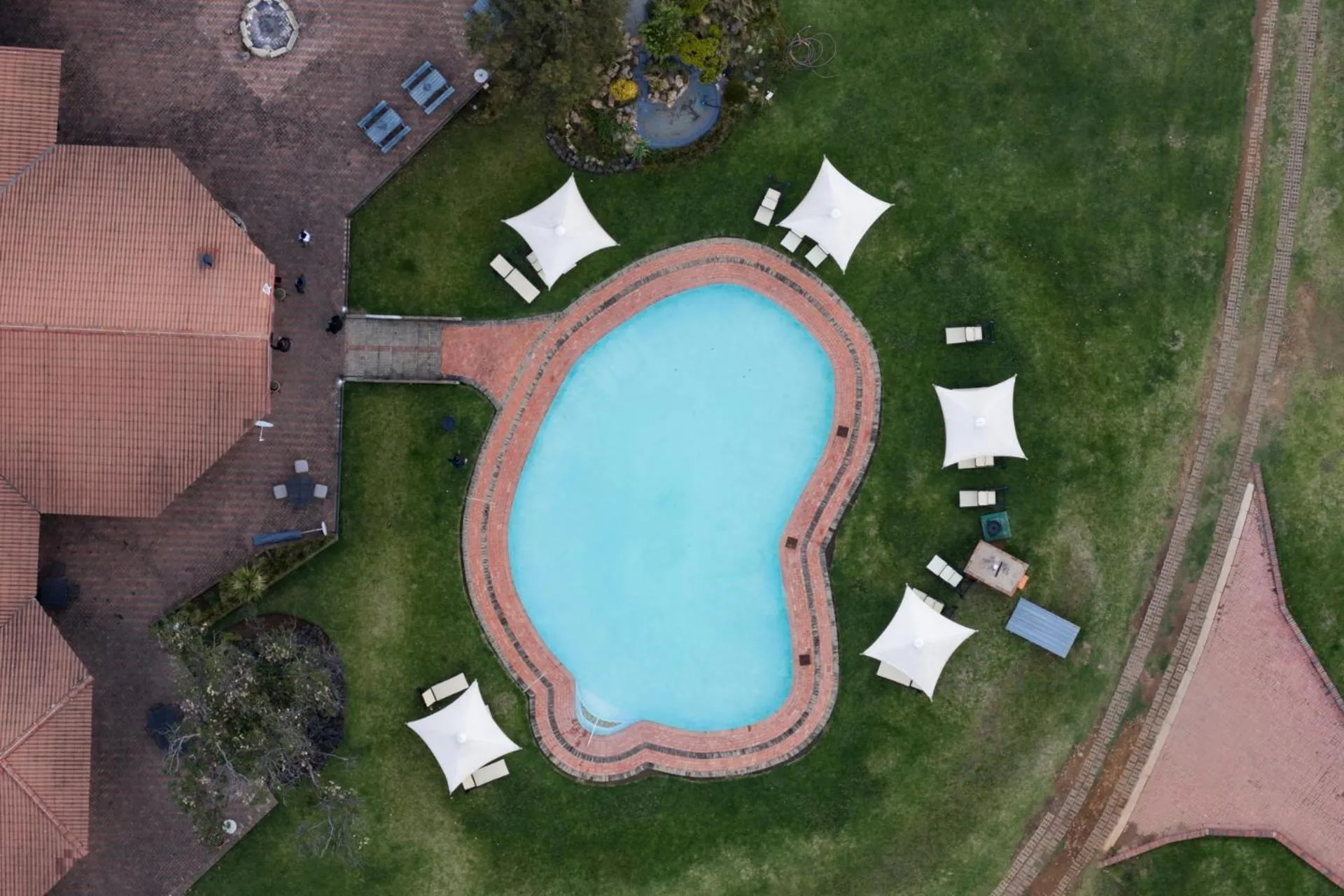 Natural landscape in First Group Qwantani