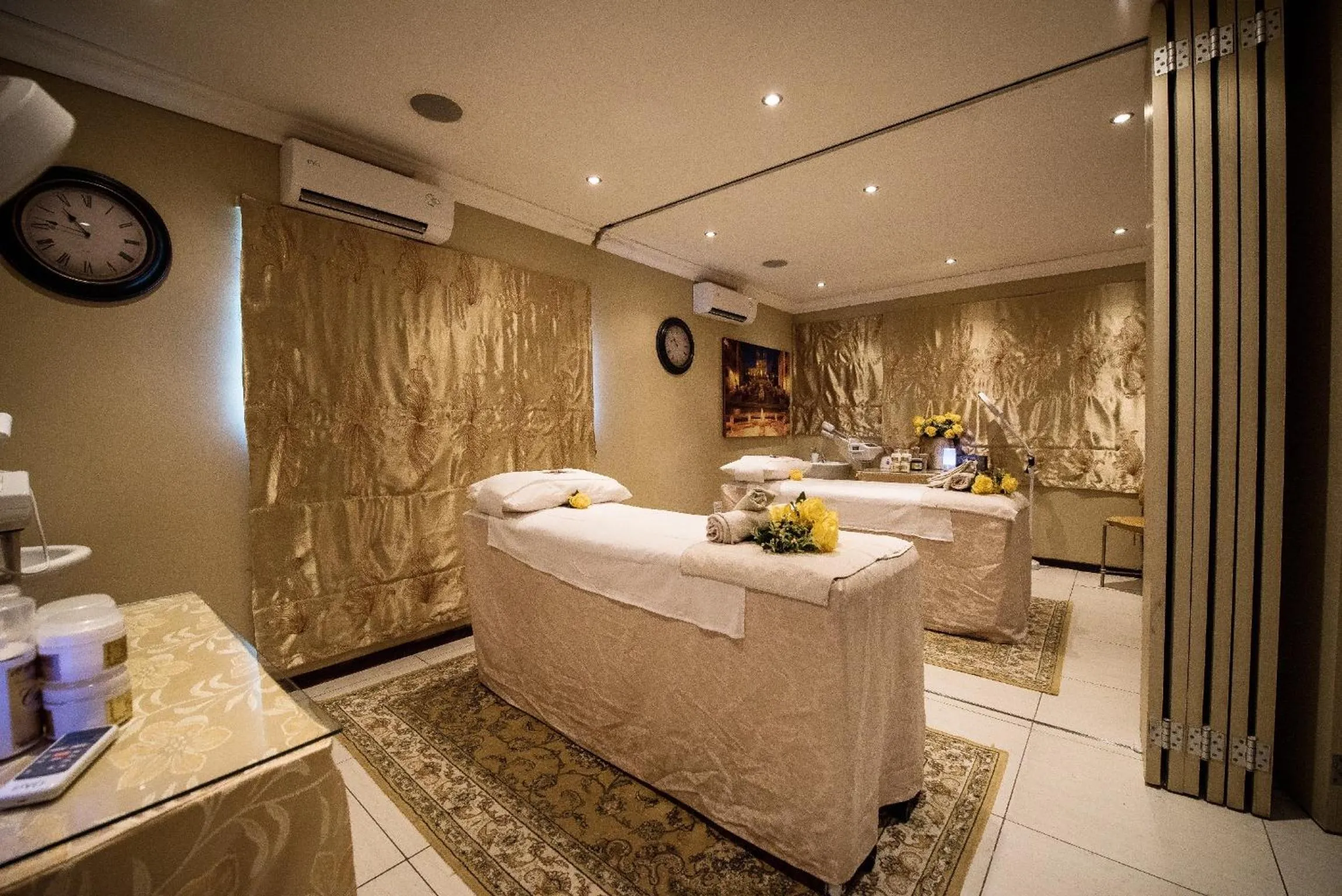 Spa and wellness centre/facilities in First Group Qwantani