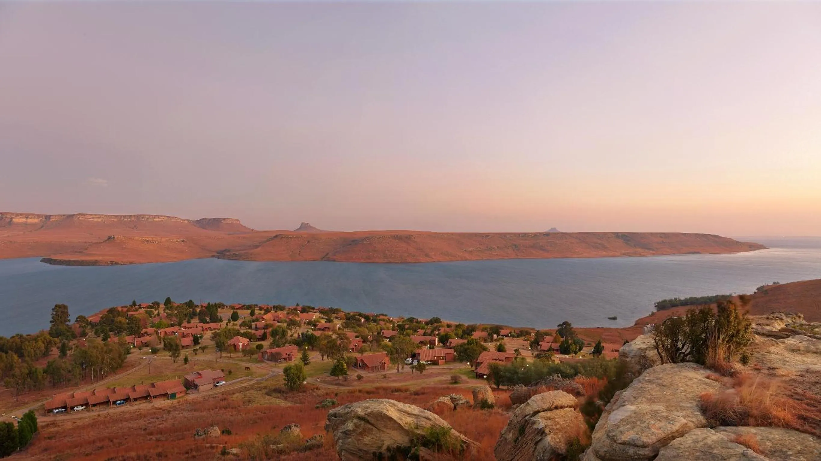 Lake view in First Group Qwantani