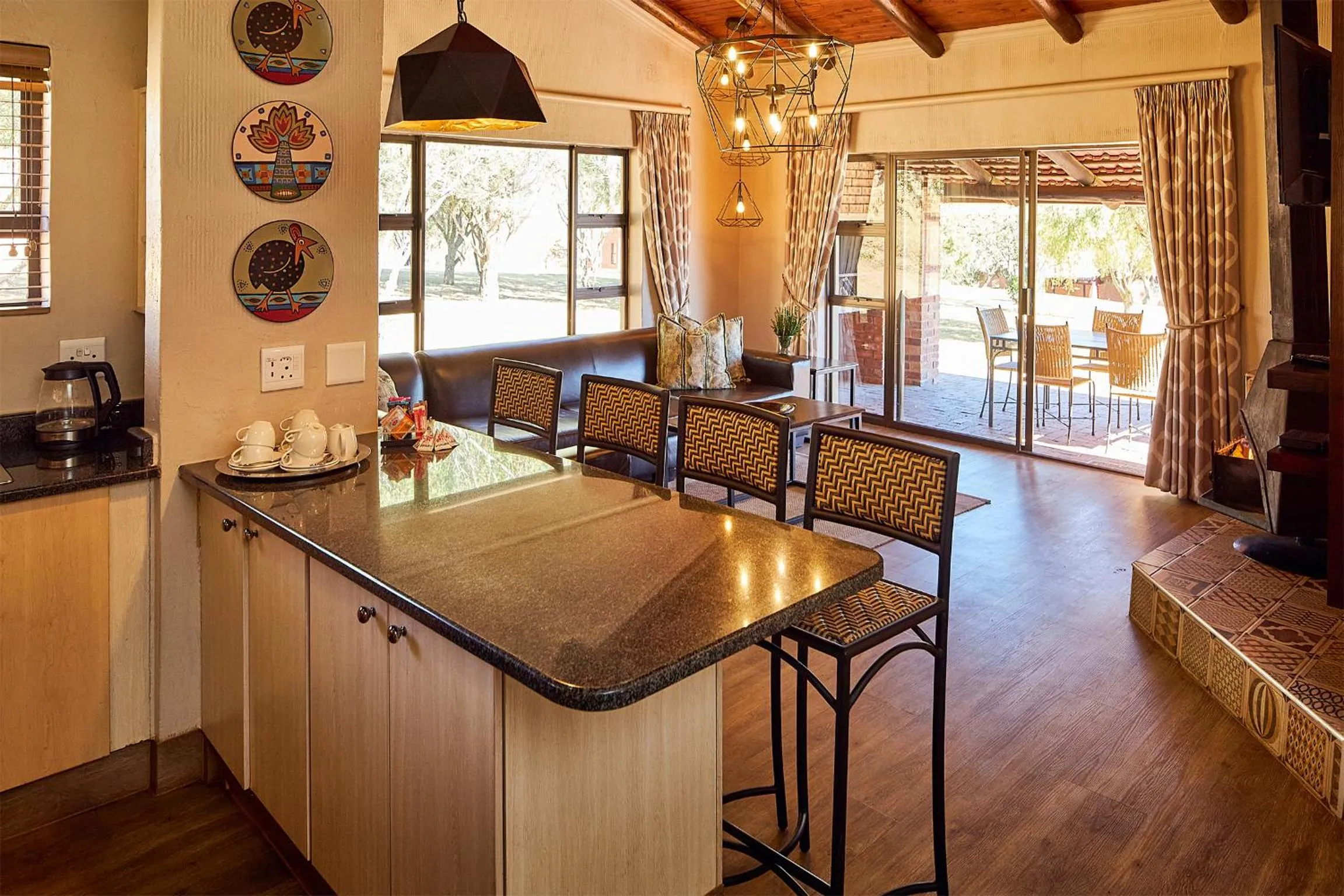 Coffee/tea facilities in First Group Qwantani