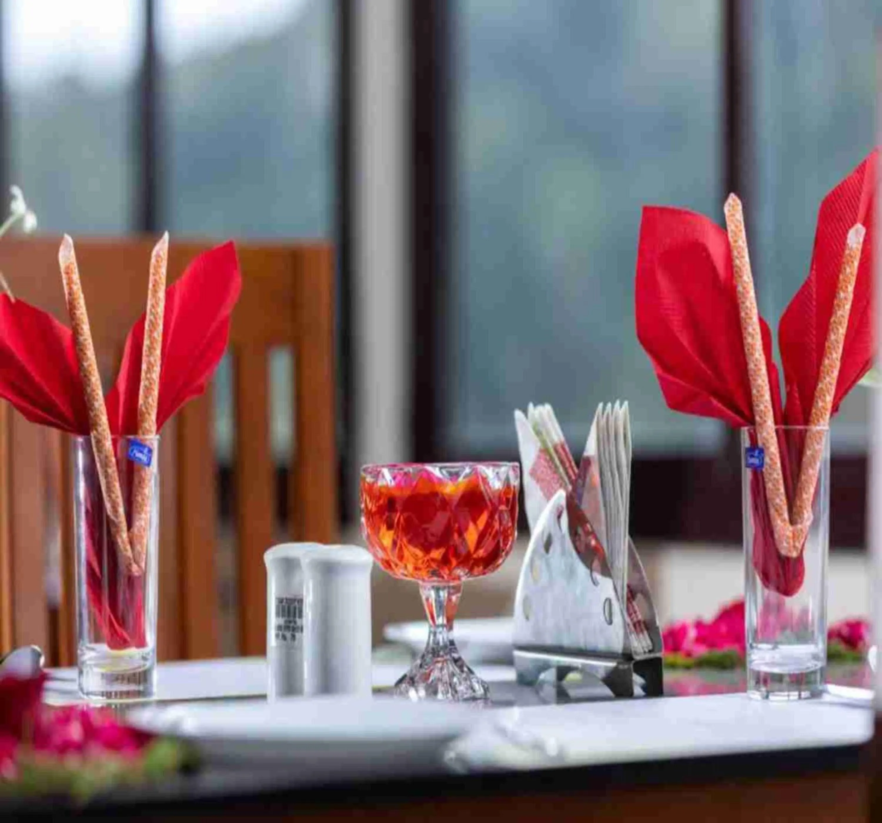 Food and drinks in Le Serene Munnar Luxury Resorts & Spa