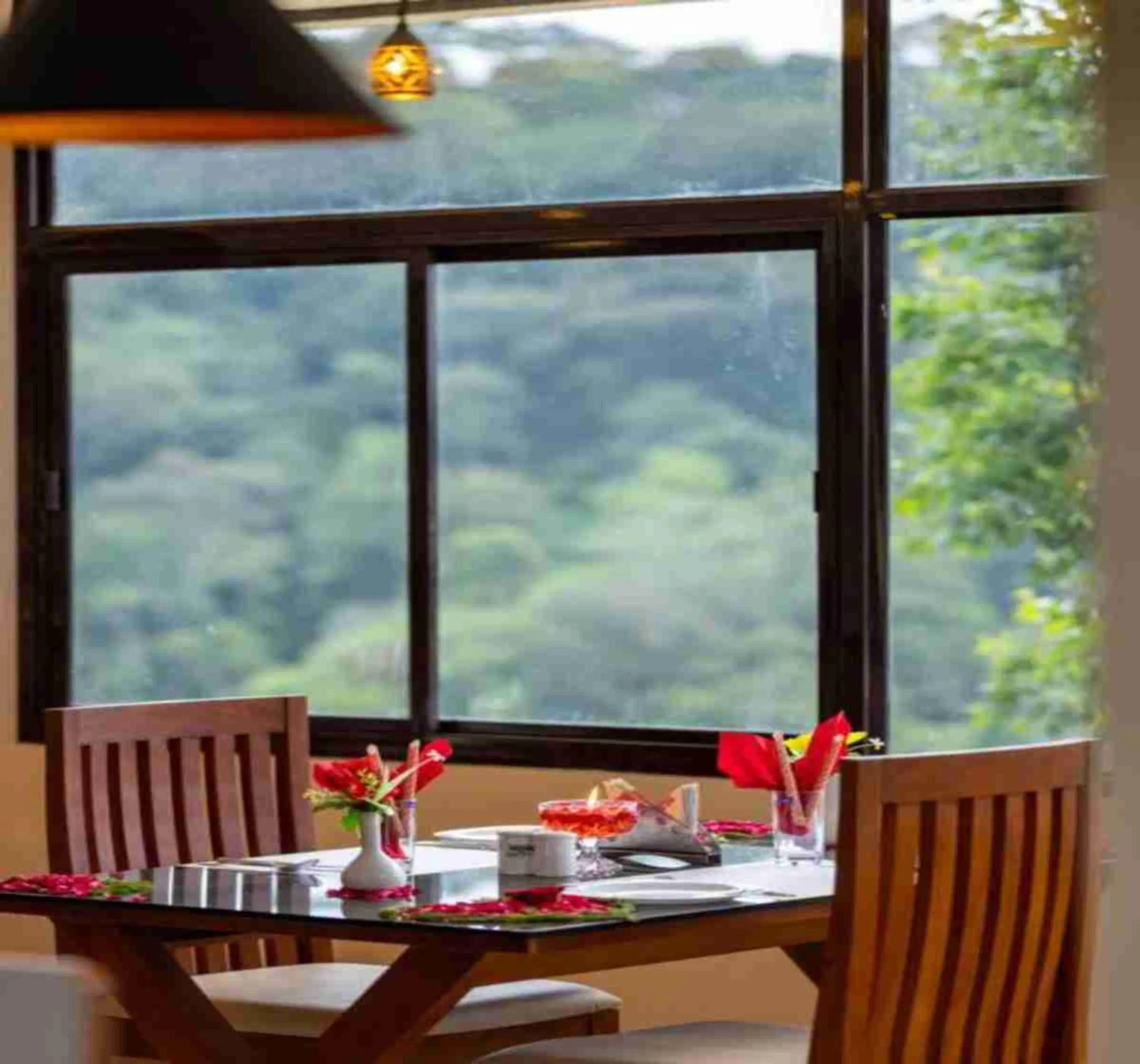 Dining area in Le Serene Munnar Luxury Resorts & Spa