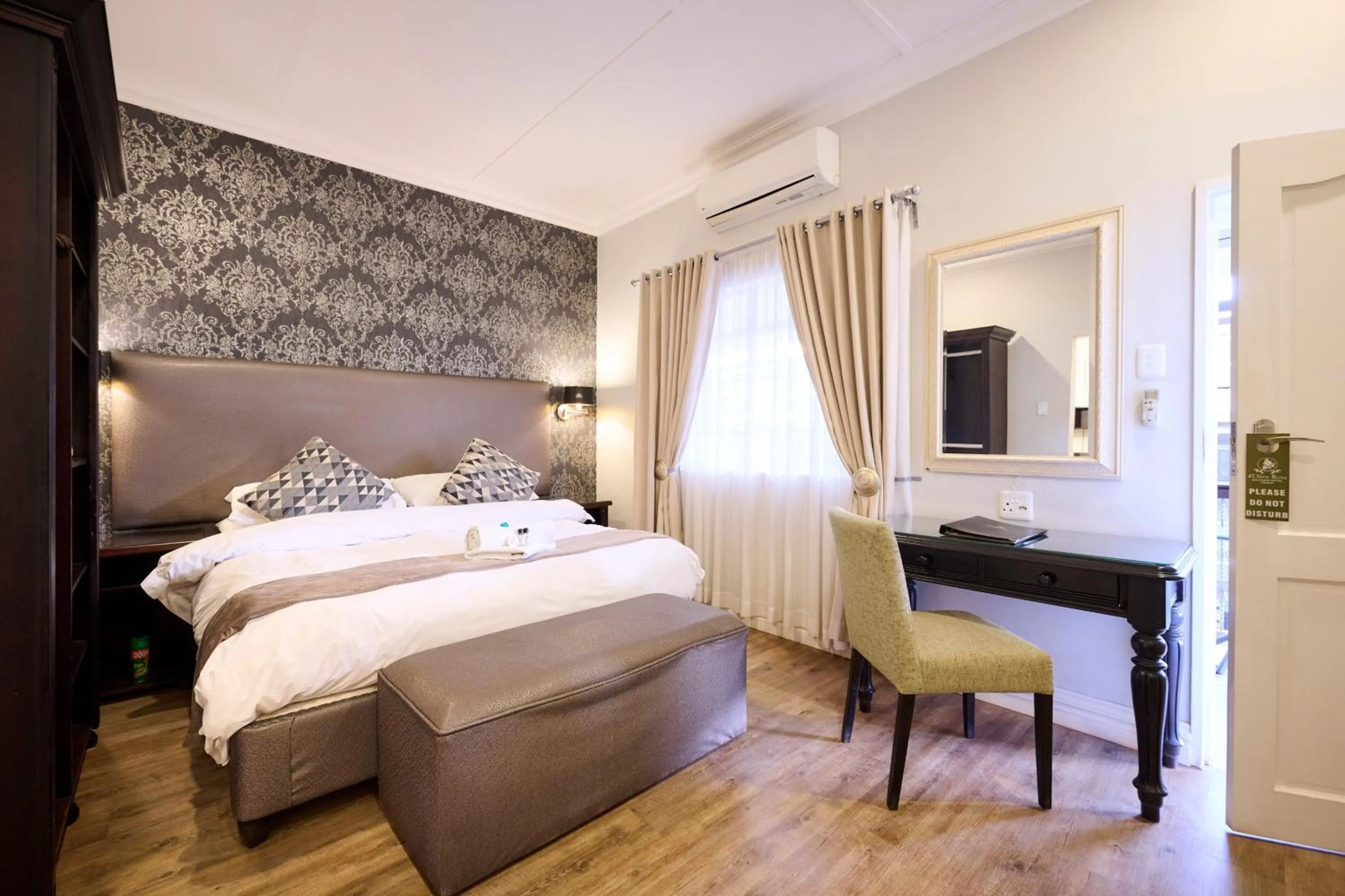 Bed in Postmasburg d Olive Rose Boutique Hotel