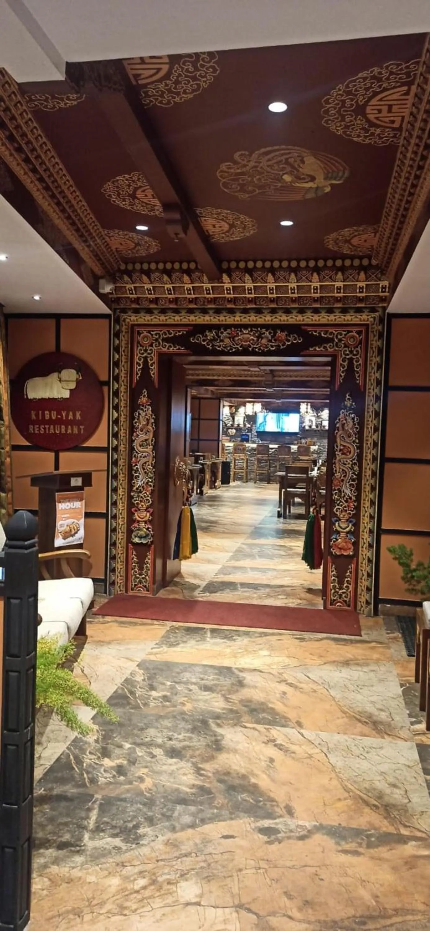 Restaurant/places to eat in Gakhil Boutique Hotel