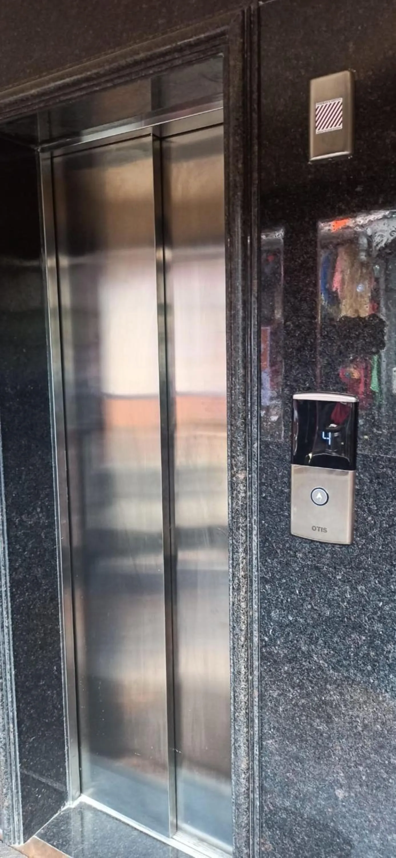 elevator in Gakhil Boutique Hotel