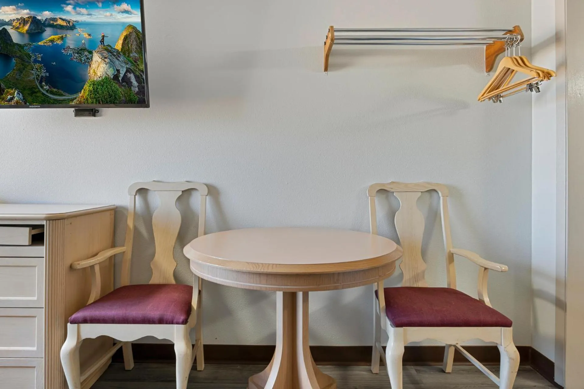 Living room in Budget Motel - Delta, Utah