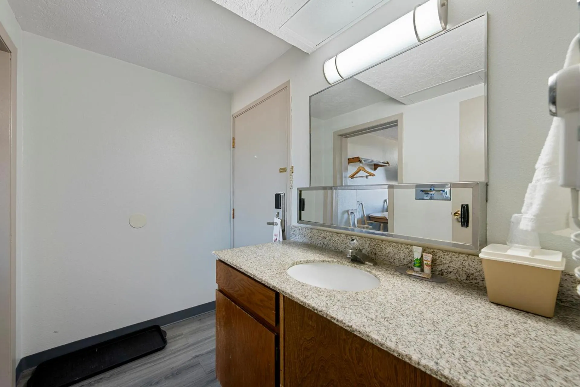 Bathroom in Budget Motel - Delta, Utah