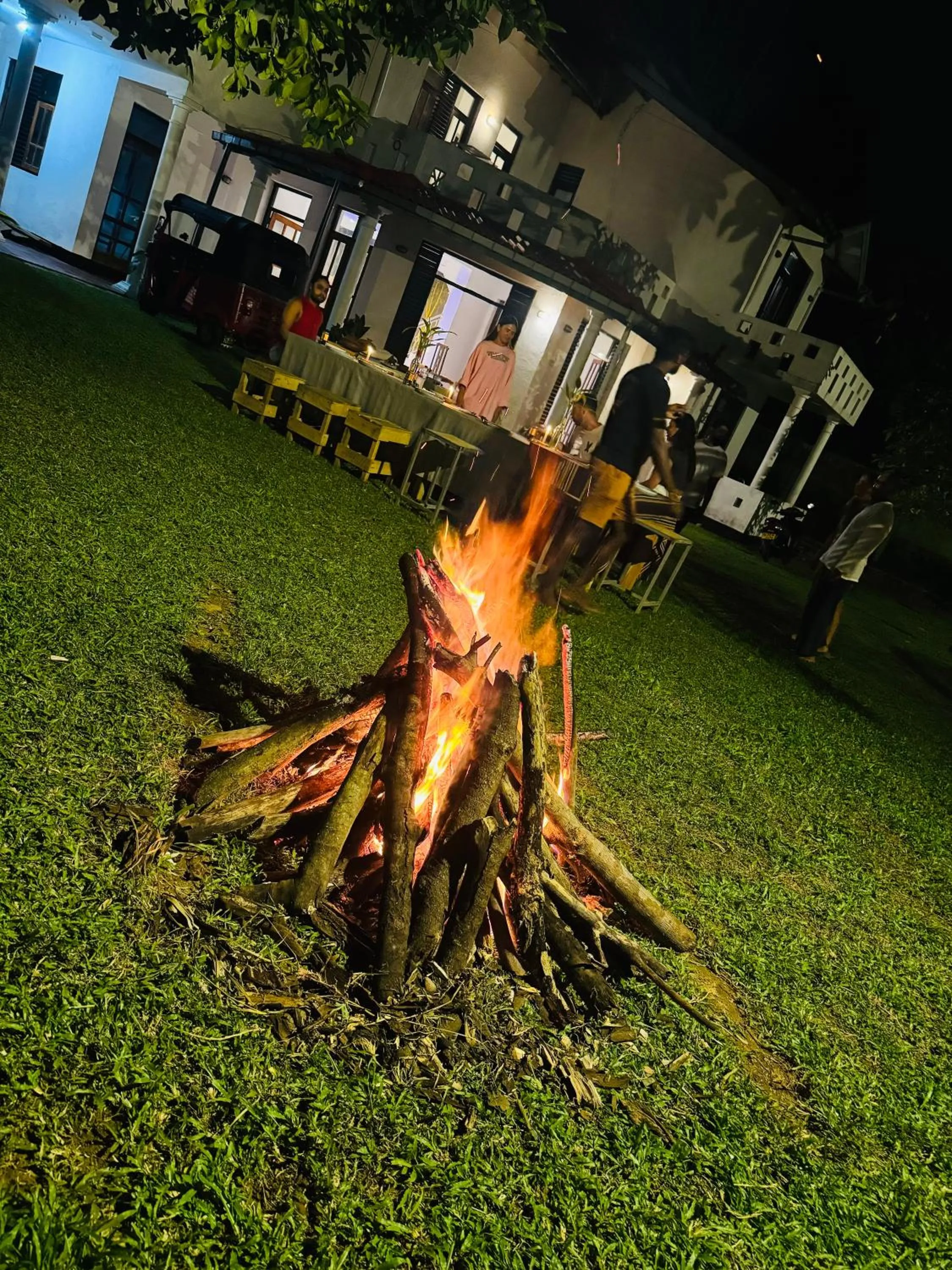 Night in SURF N SPICE - HIRIKETiYA