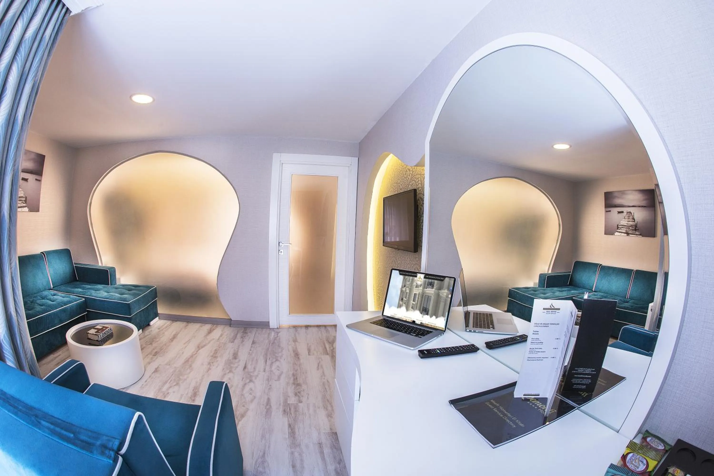 TV and multimedia in Demonti Hotel