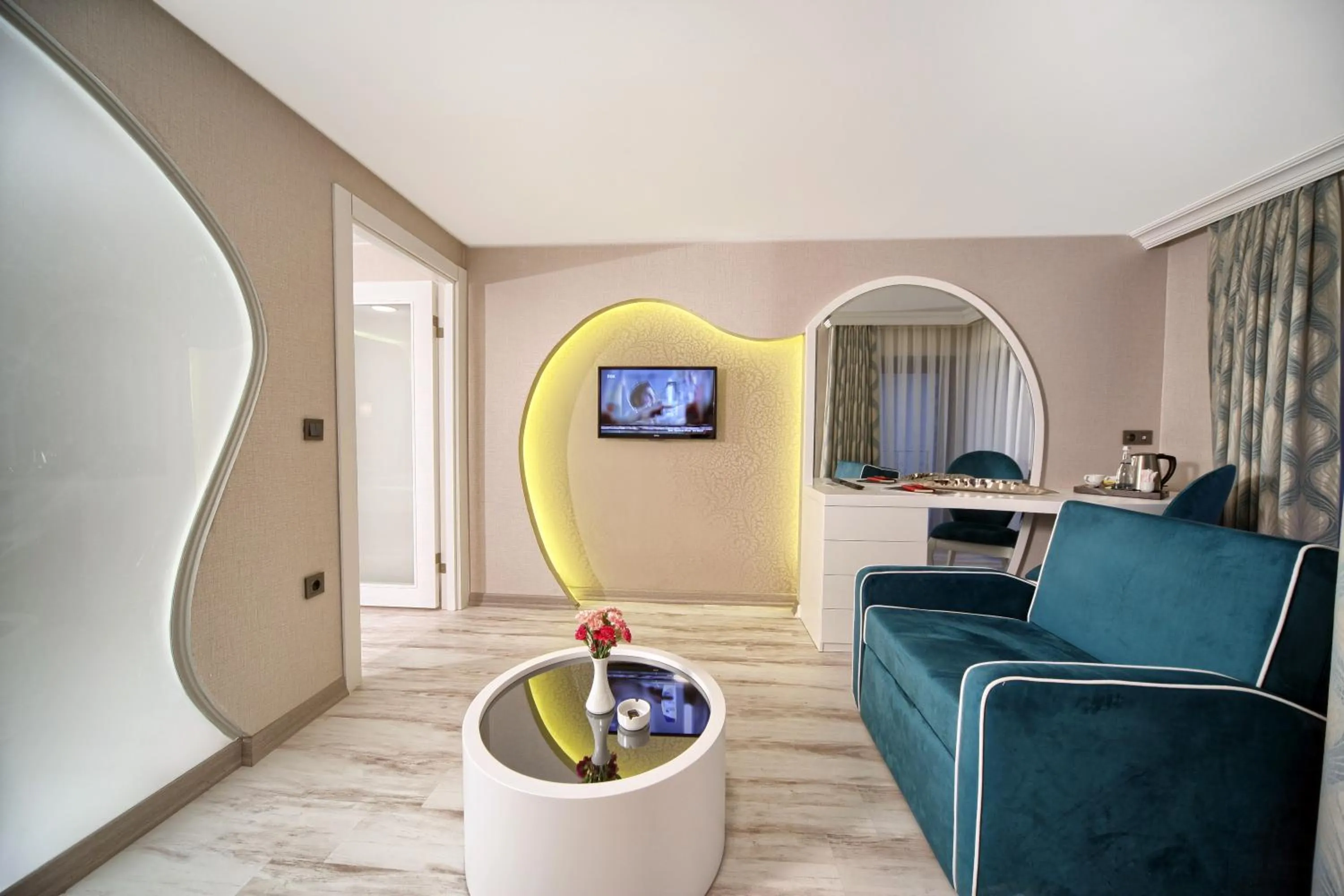 Living room in Demonti Hotel