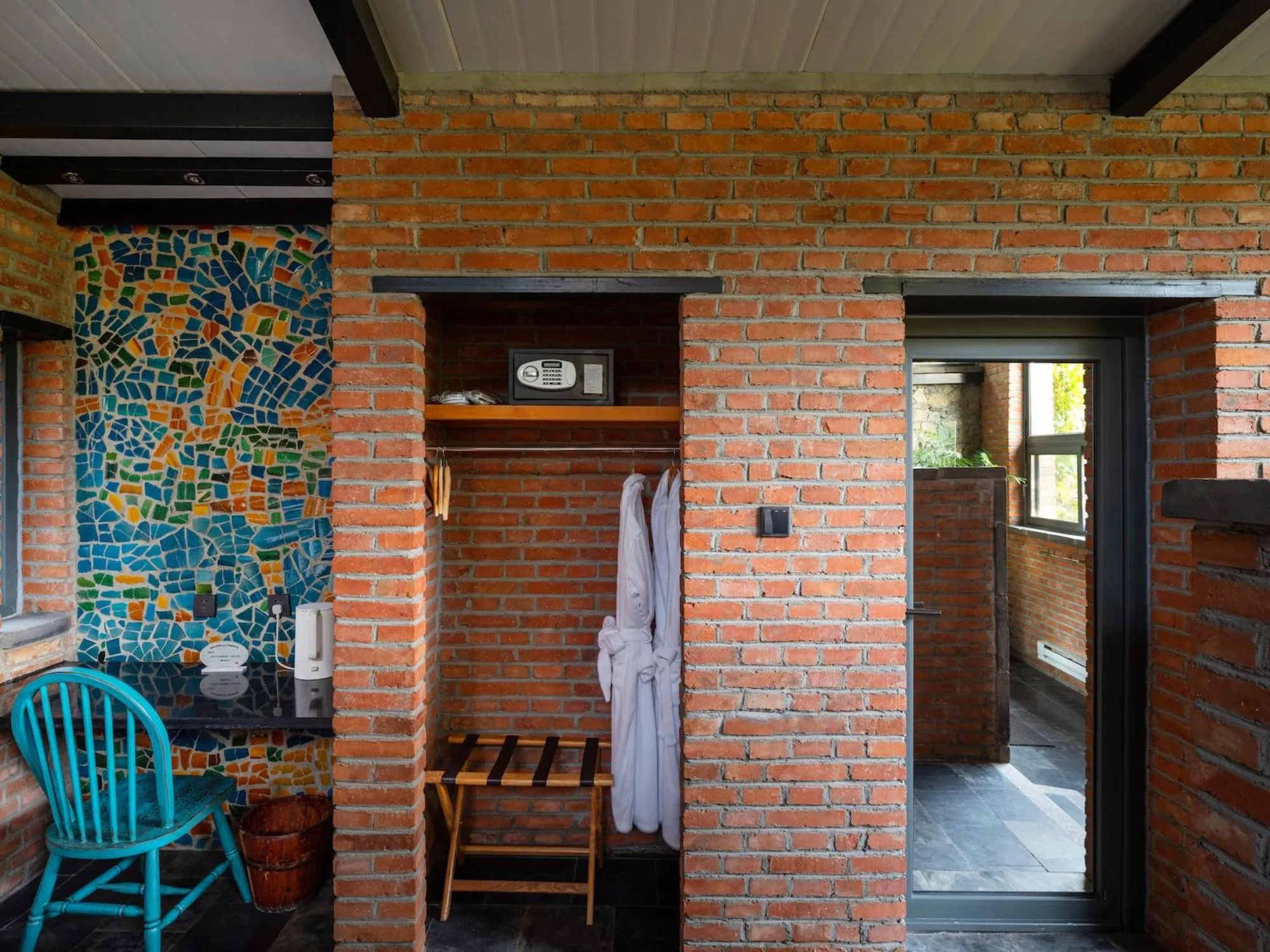 Seating area in Brickyard Retreat at Mutianyu Great Wall Adjoin to Mutianyu Great Wall - Room with the View of Great Wall - Jacuzzi with the View of Great Wall - Vehicle Shuttle Service - International Catering - SPA& Nail Beauty Facilities