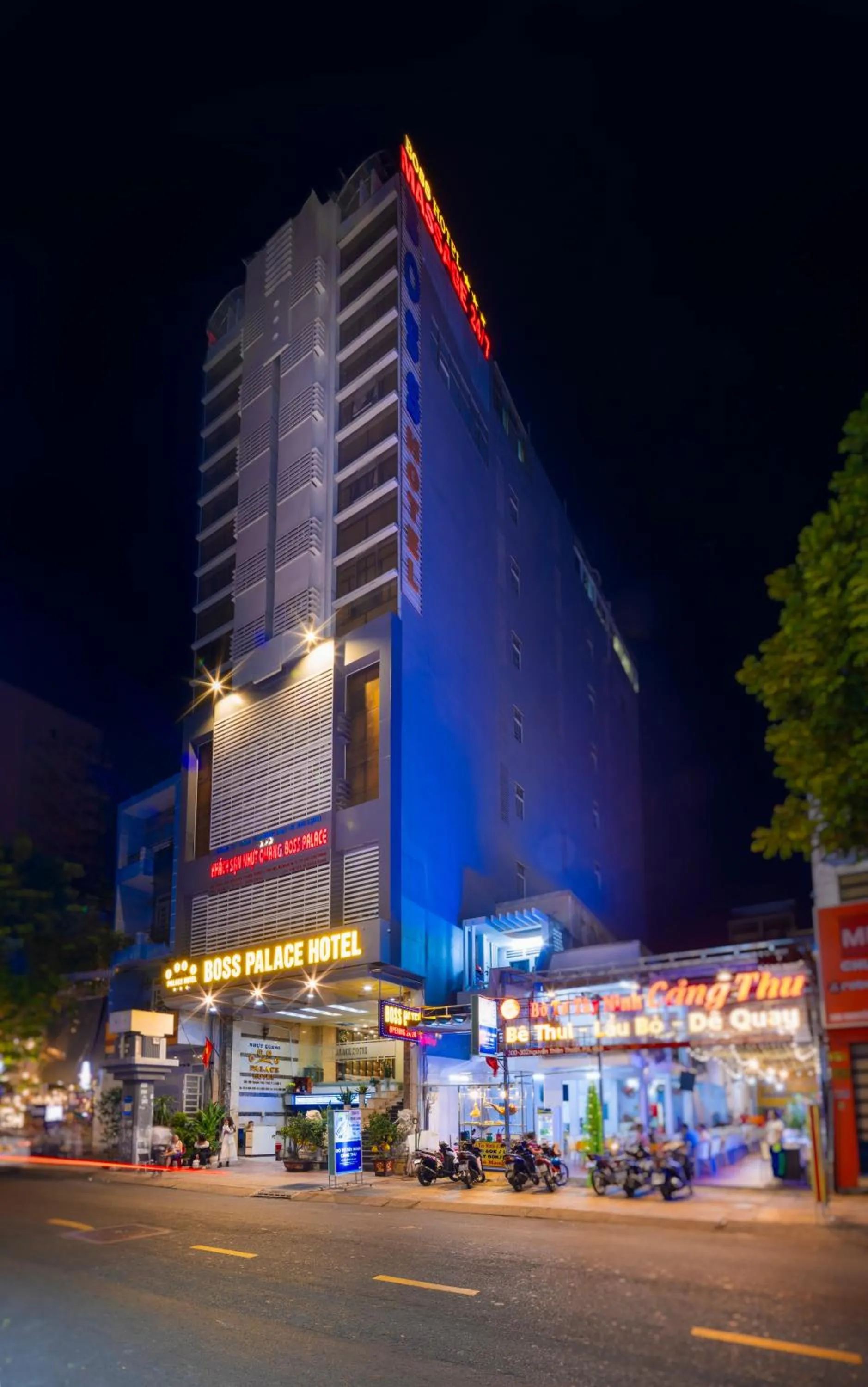 Property building in Boss Palace Hotel