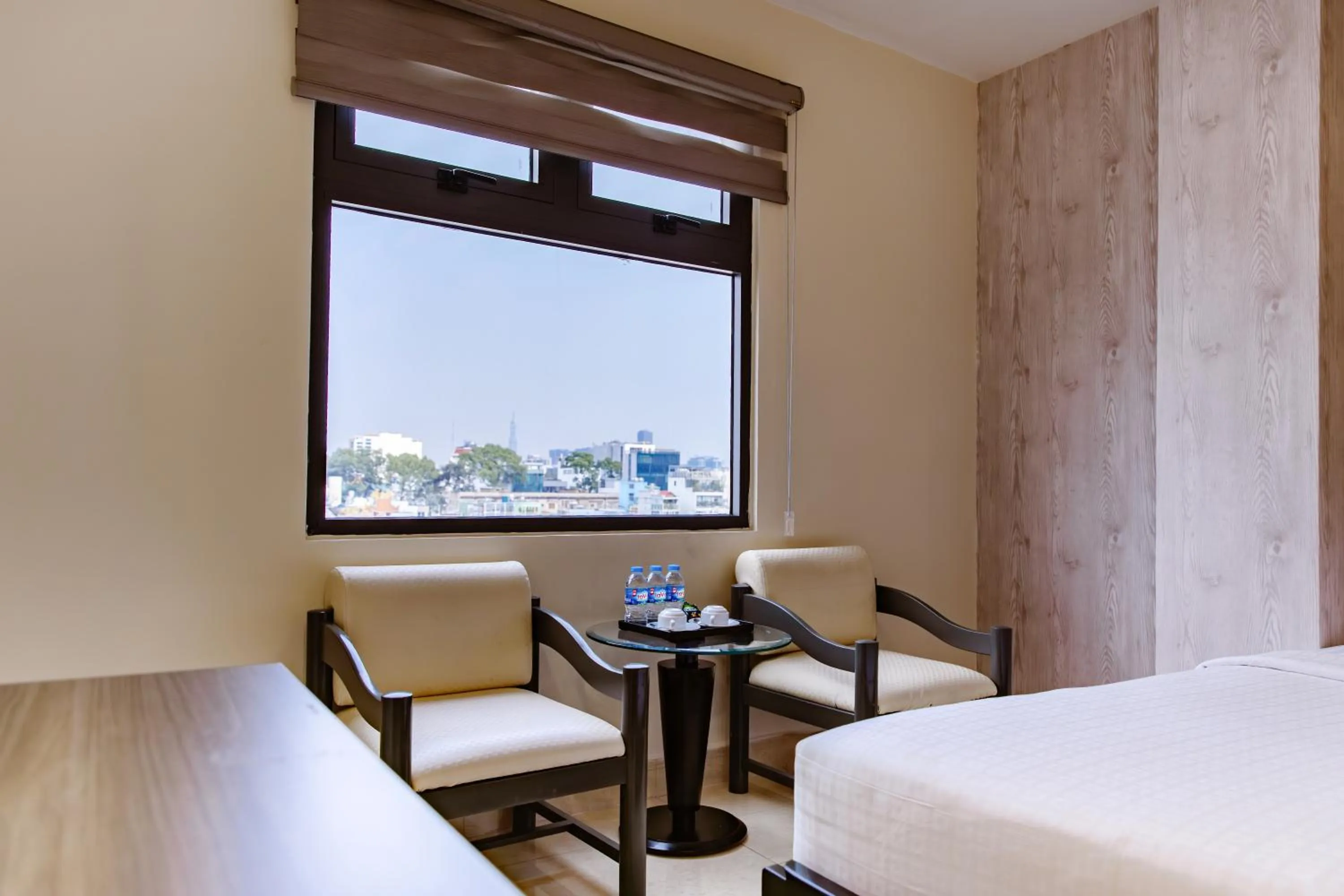 Bedroom, Bed in Boss Palace Hotel