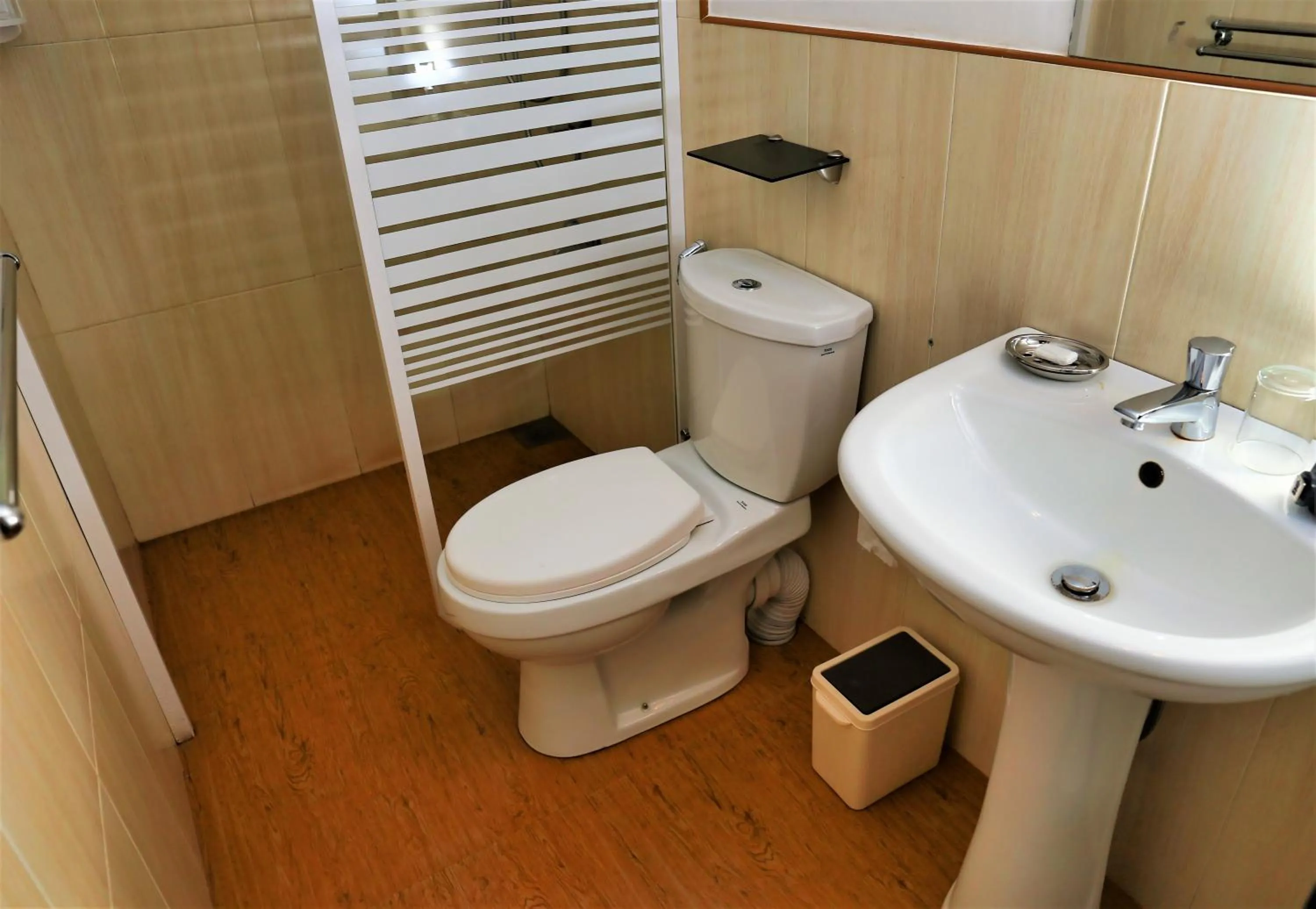 Bathroom in Camellia Dwelling