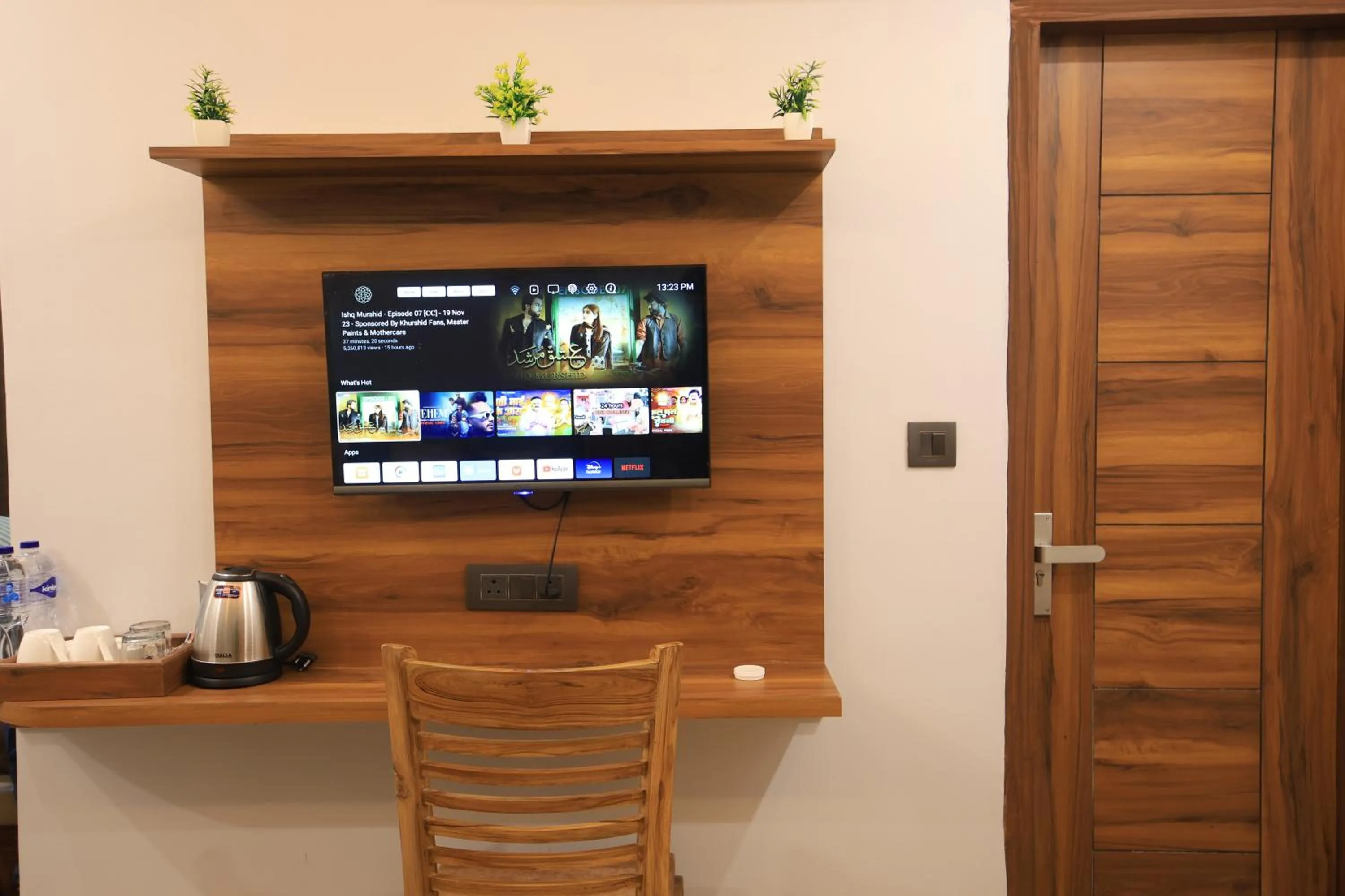 TV and multimedia in Hotel Mahadev Rishikesh