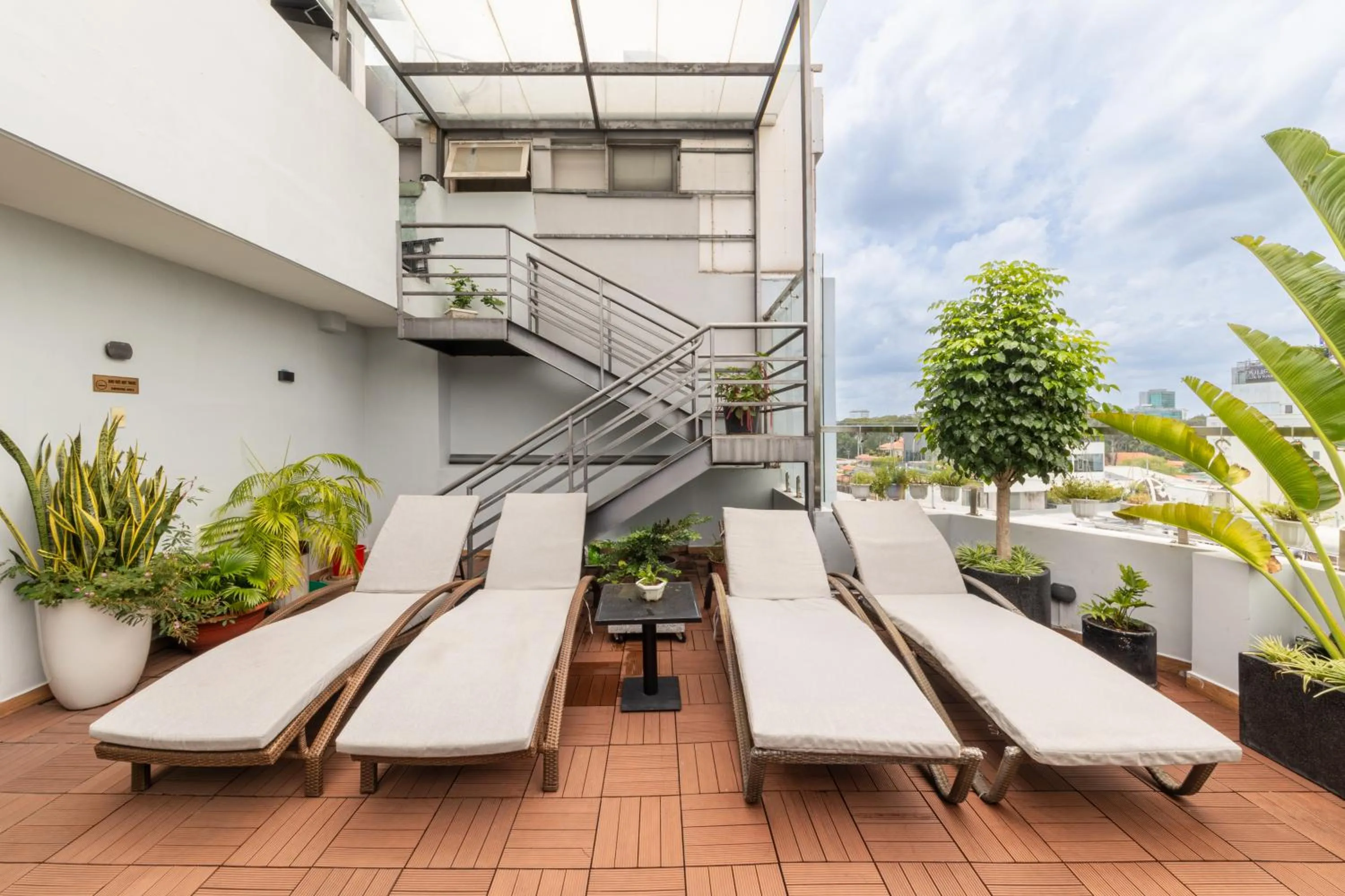 sunbed in A25 Hotel - 55 Lê Anh Xuân