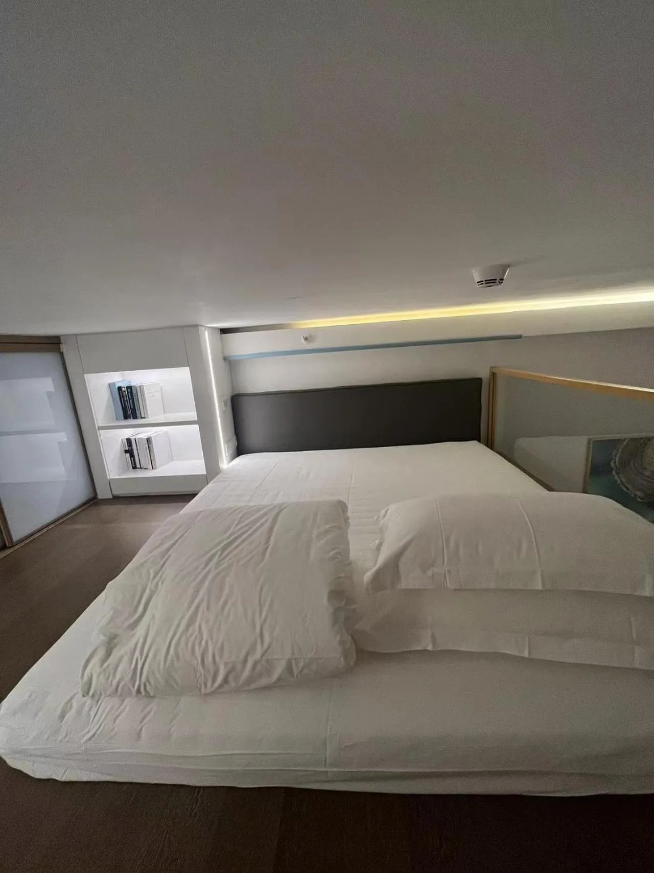 Bed in Guangzhou YuXiang Apartment - Guangzhou Pazhou International Convention and Exhibition Center