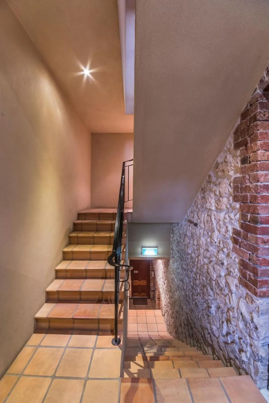 Property building in RIALTO SUITES Fremantle