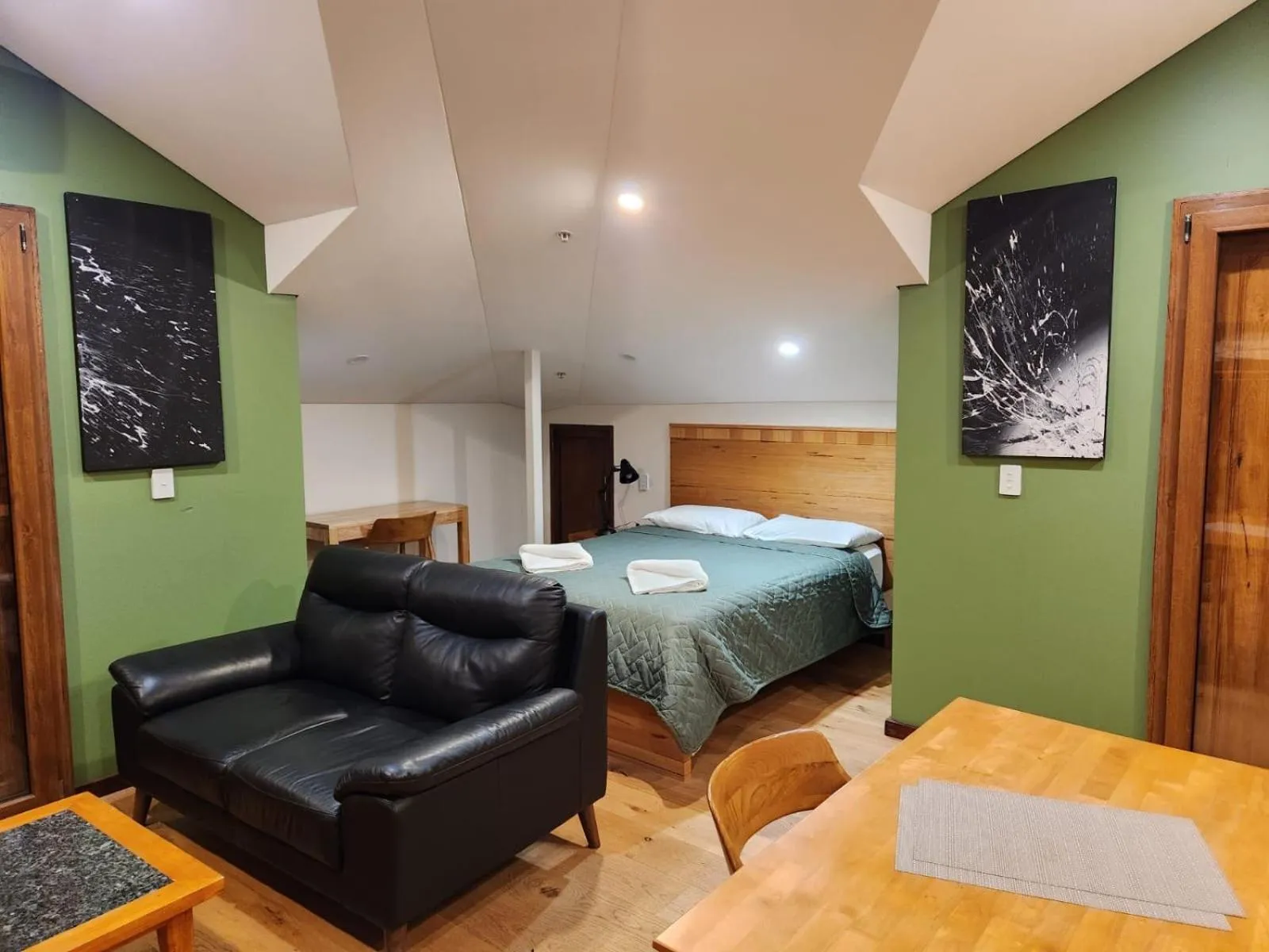 Photo of the whole room, Bed in RIALTO SUITES Fremantle