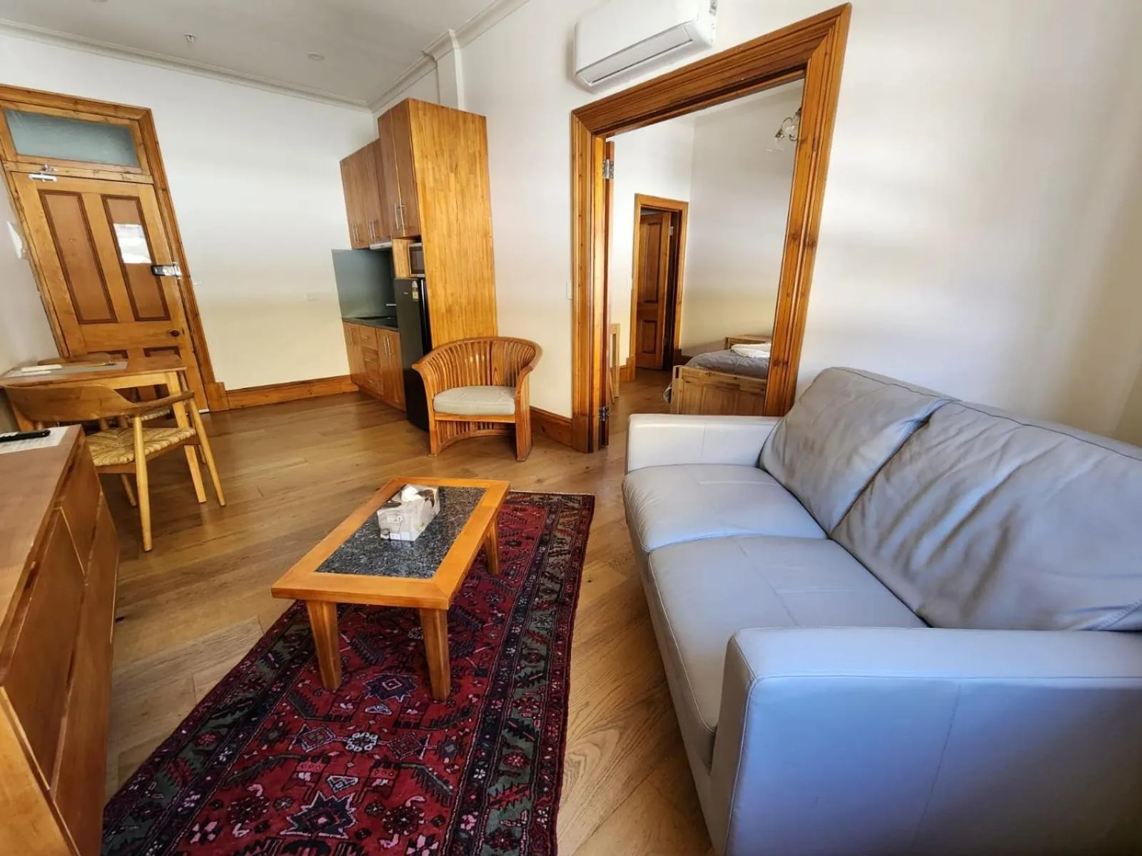 Photo of the whole room in RIALTO SUITES Fremantle