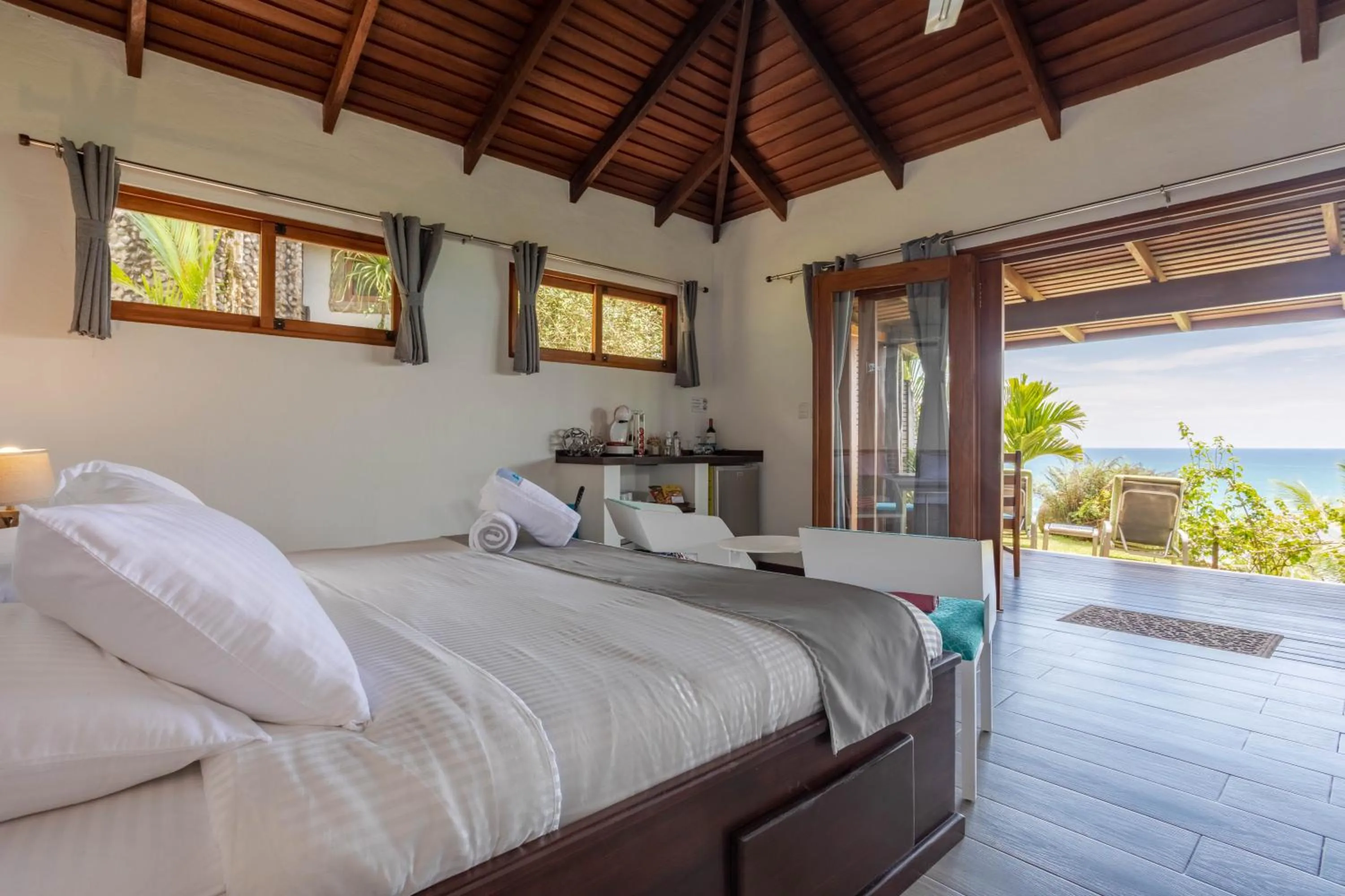 Bed in The Tranquilo Lodge, Adult Only, All meals included