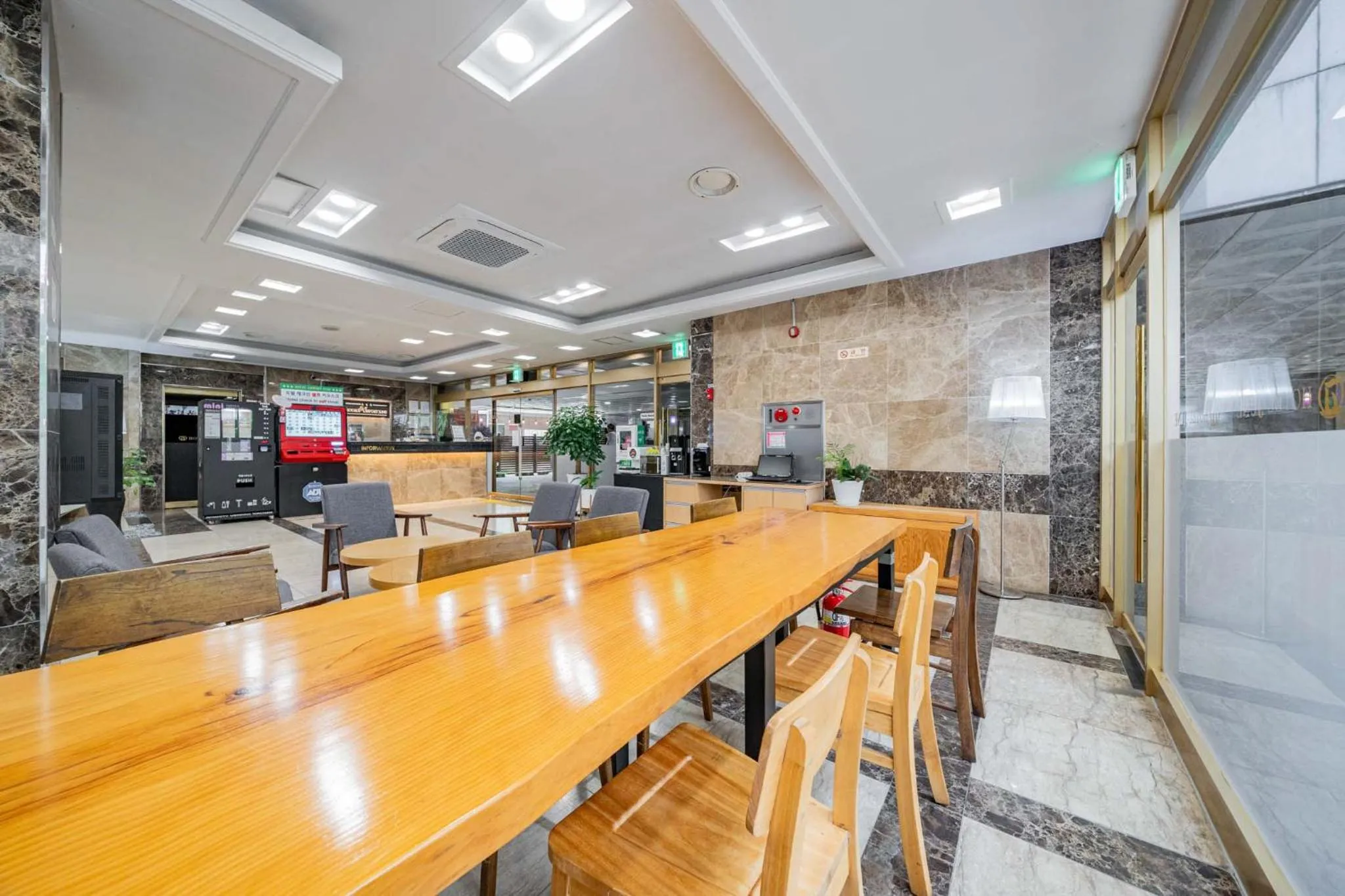 Seating area in incheon Airport Hotel June
