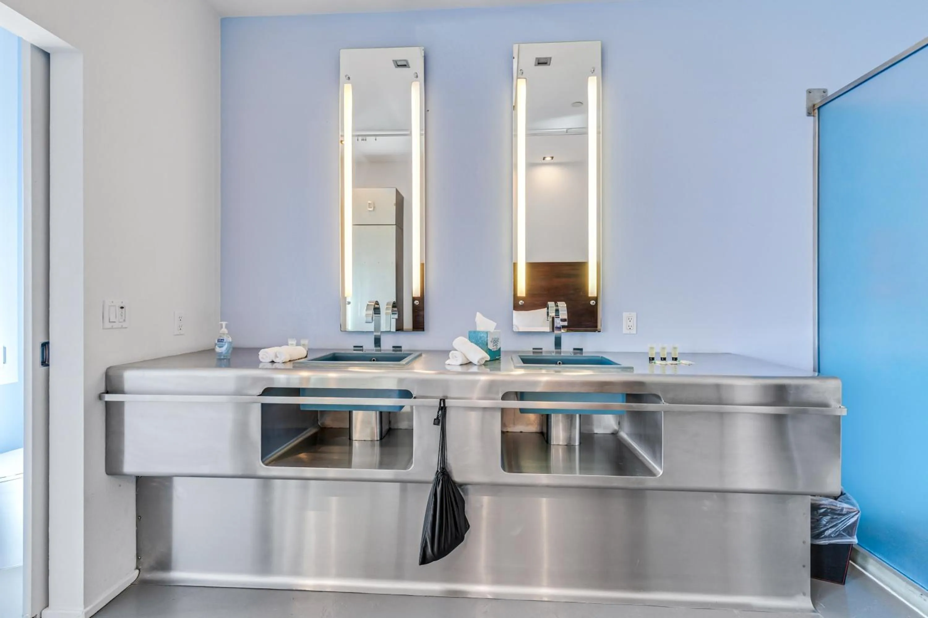 Bathroom in The Keating