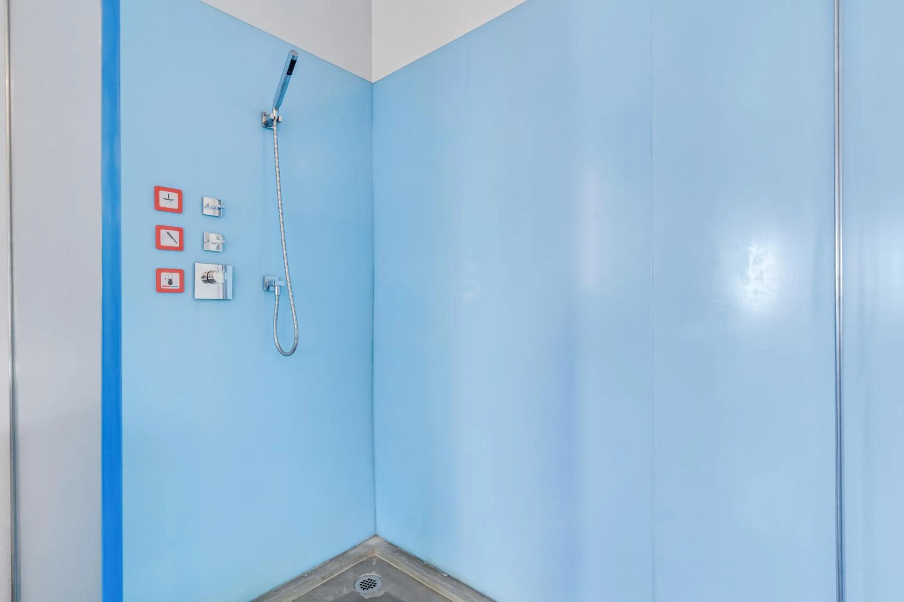 Shower in The Keating