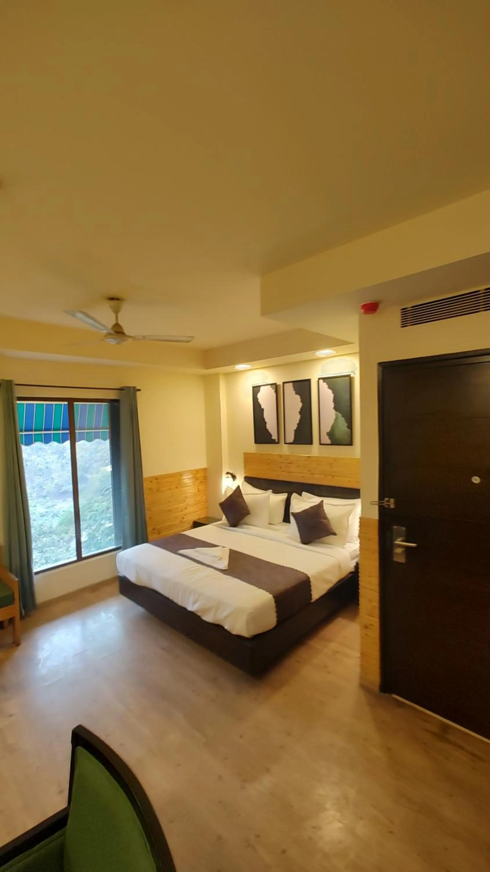 Bed in Saltstayz Thyme Sukhdev Vihar, New Delhi