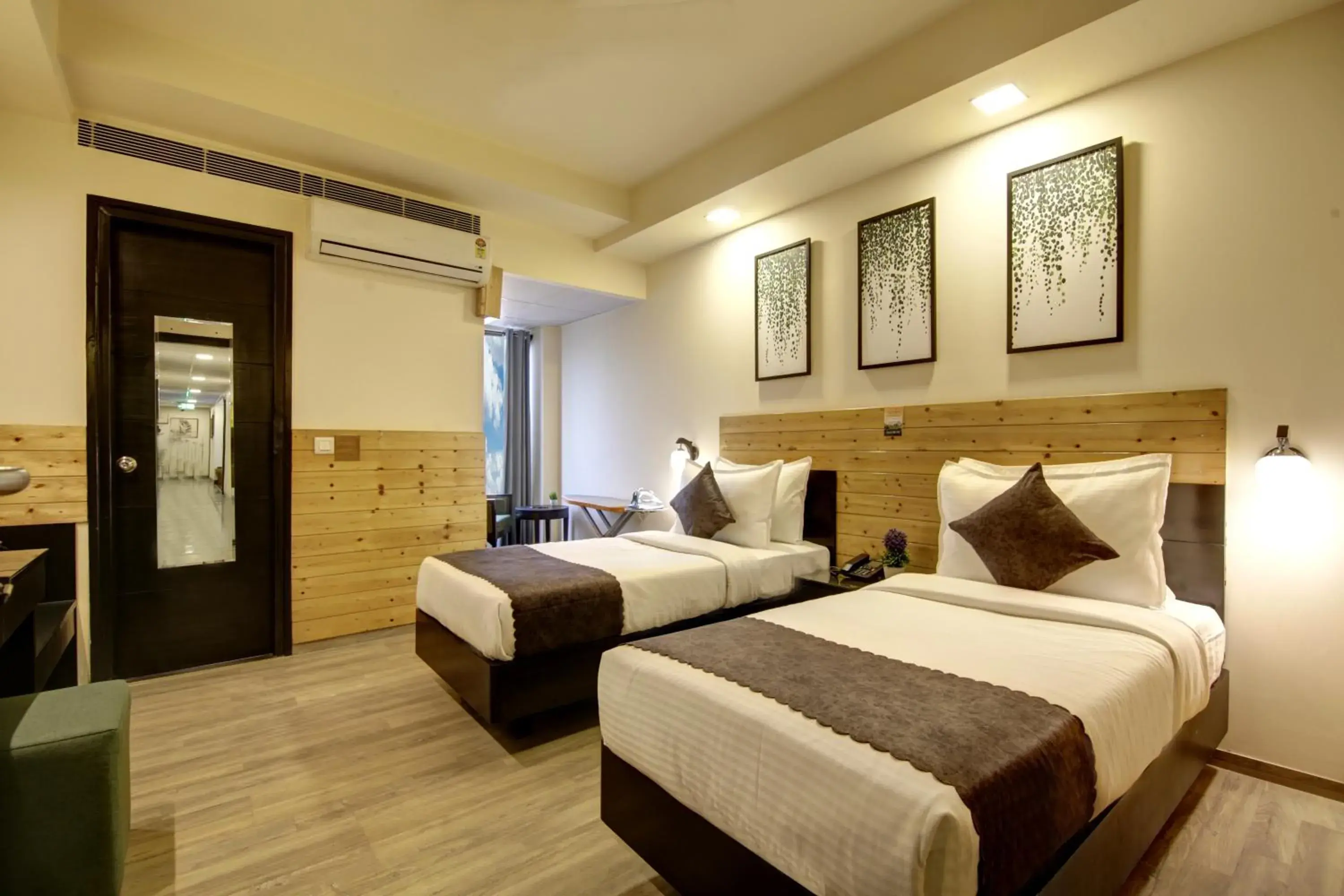 Twin Room in Saltstayz Thyme Sukhdev Vihar, New Delhi Twin Room in Saltstayz Thyme Sukhdev Vihar, New Delhi