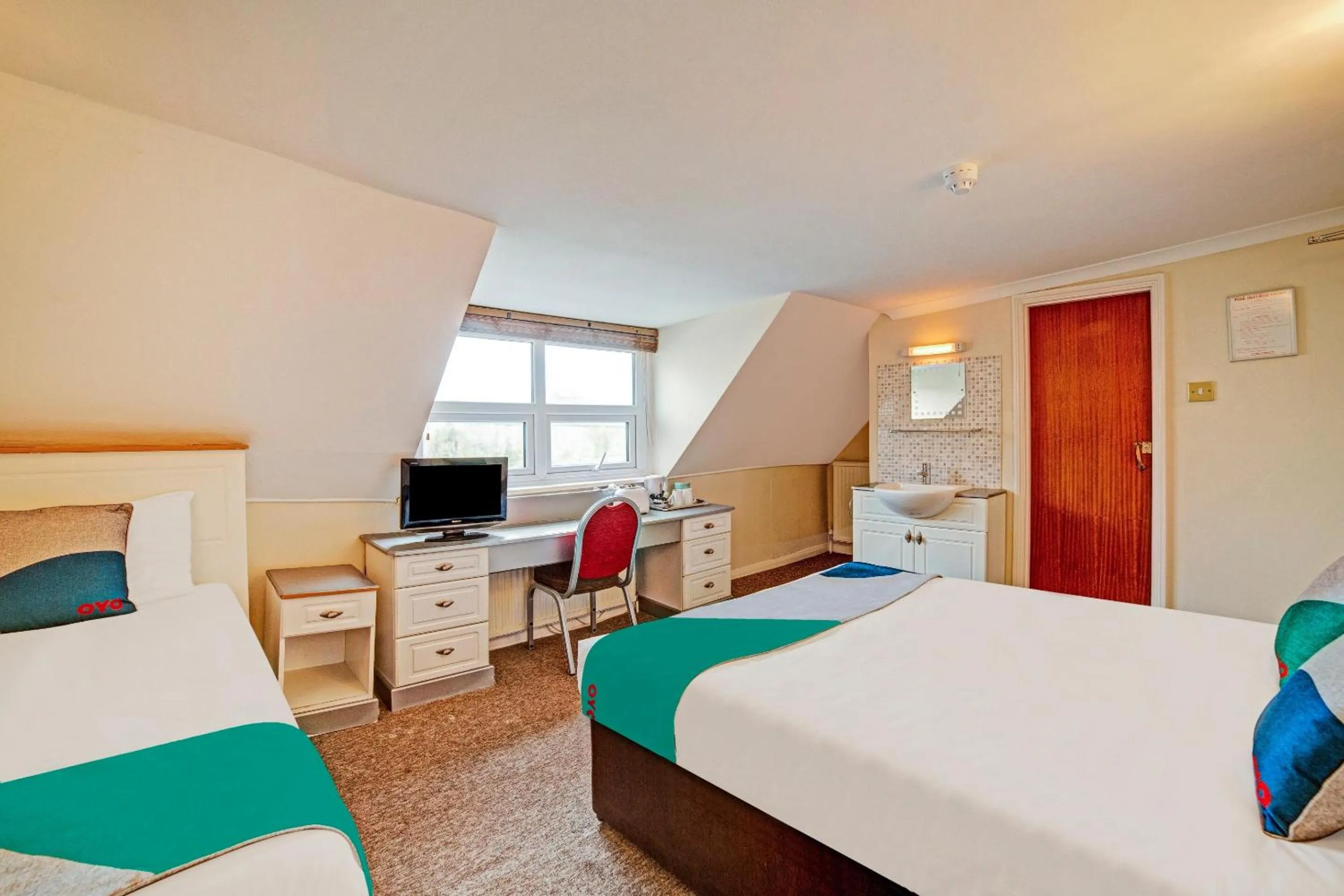 Bedroom in The Gullivers Hotel