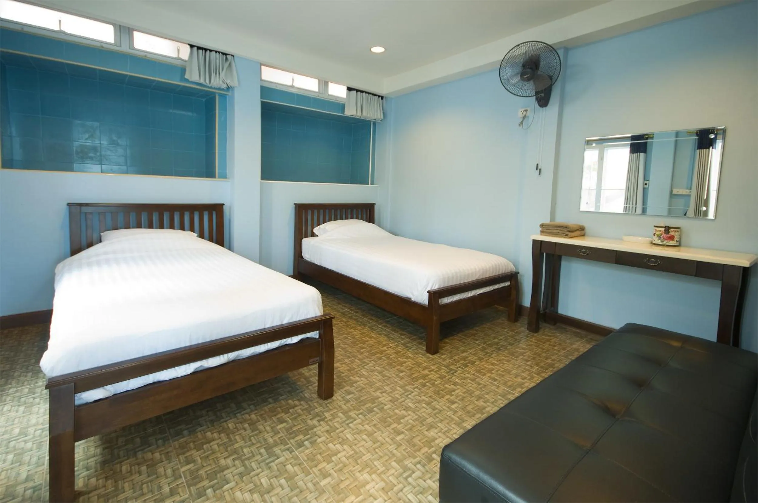 Bed in Mhork Buri Resort