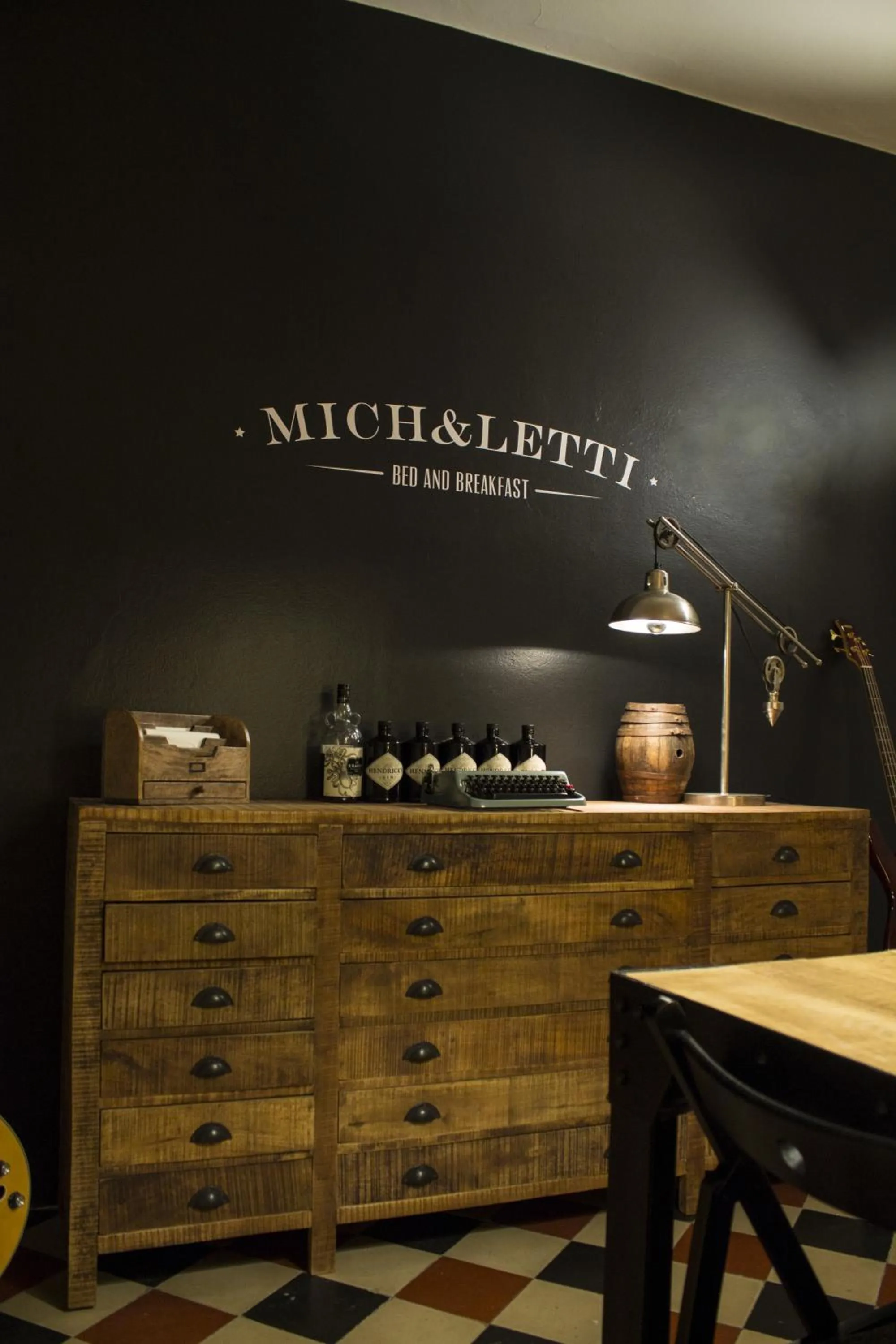 Property logo or sign in Mich&Letti