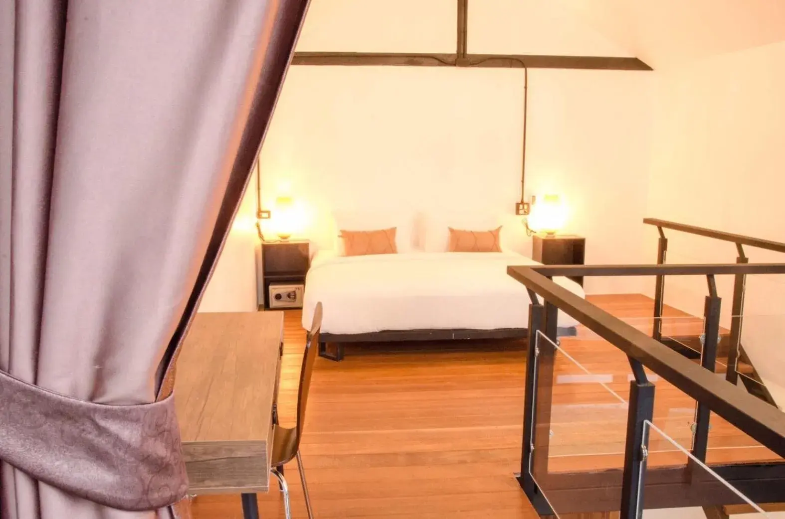 Deluxe Double Room in Salisa Resort Deluxe Double Room in Salisa Resort