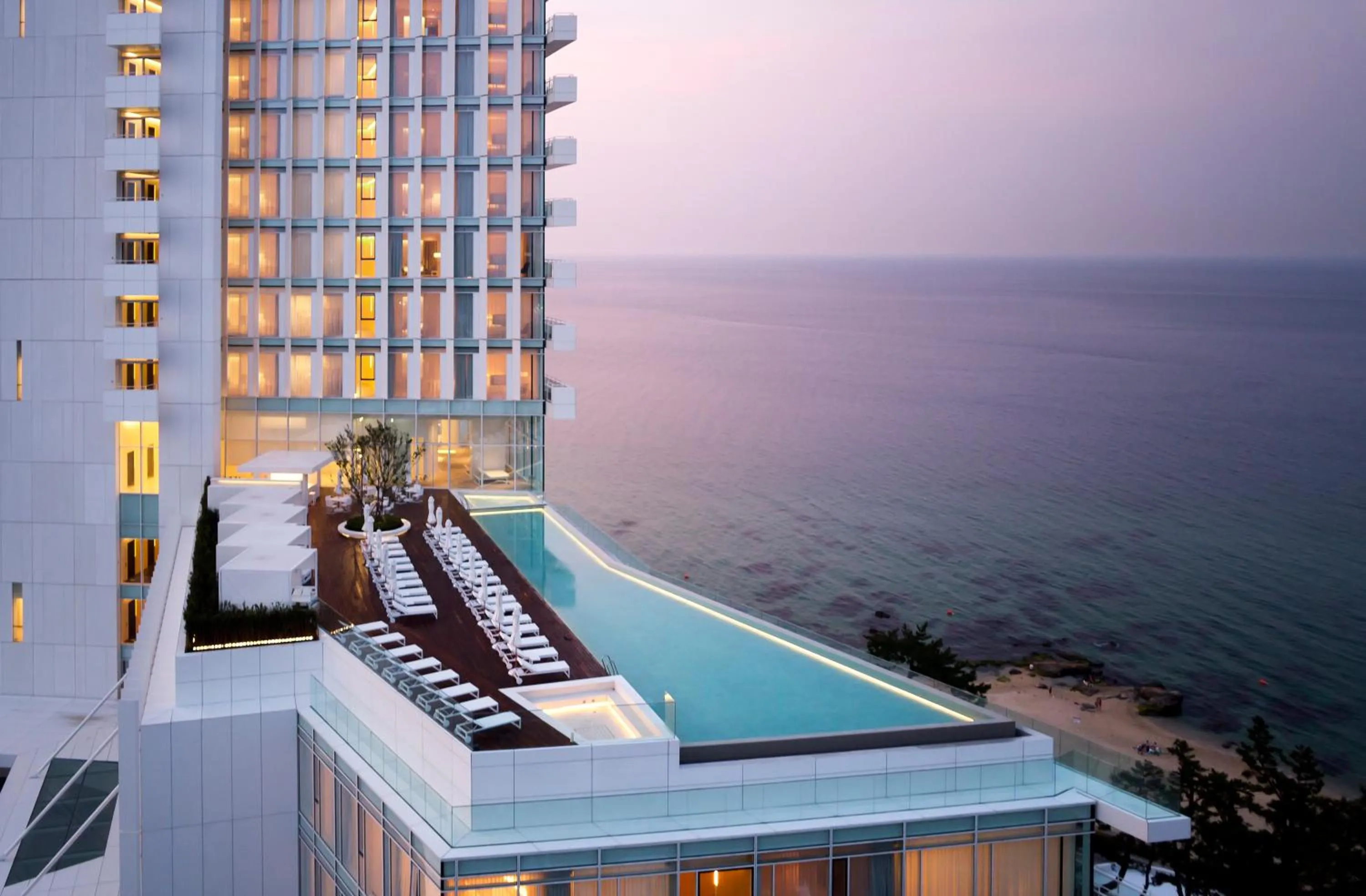 Property building in SEAMARQ HOTEL