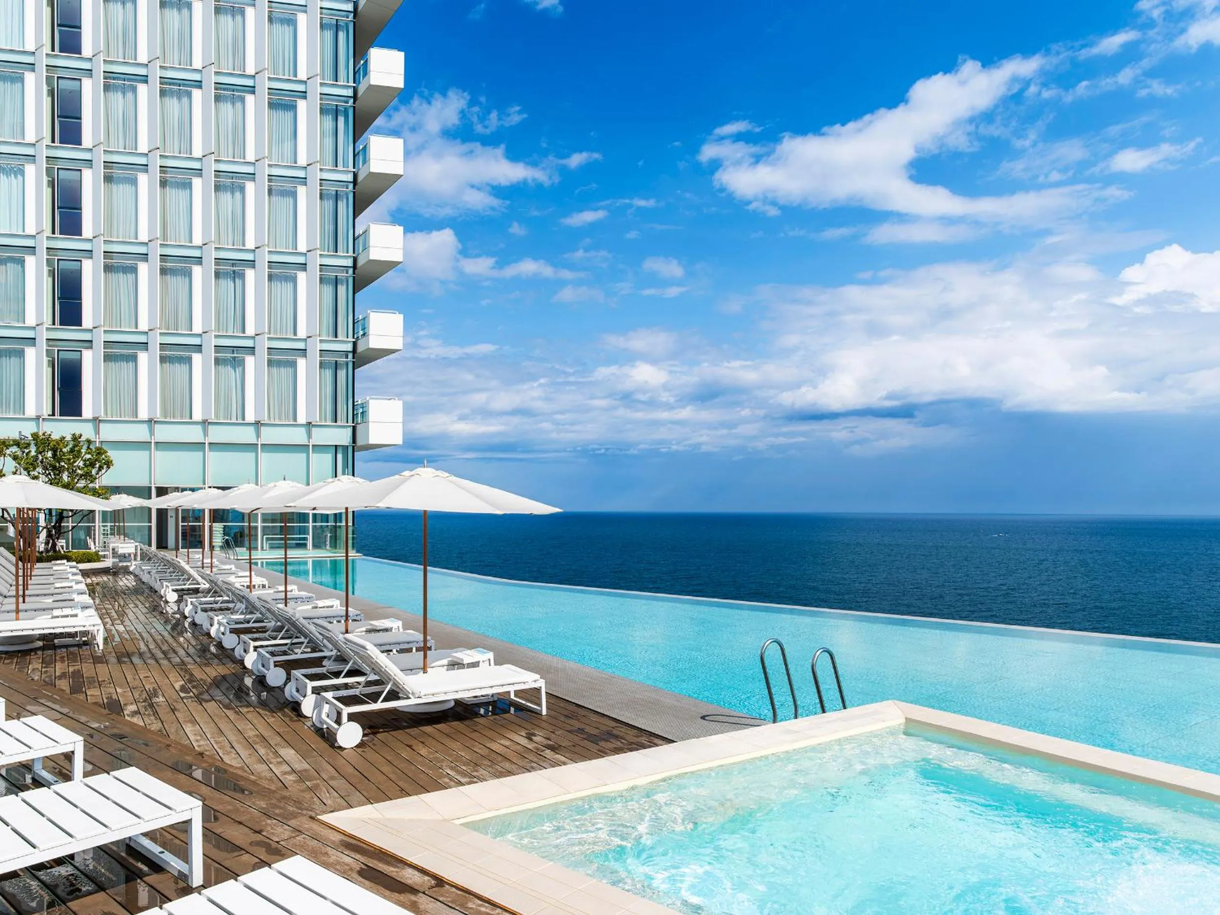 Swimming pool in SEAMARQ HOTEL