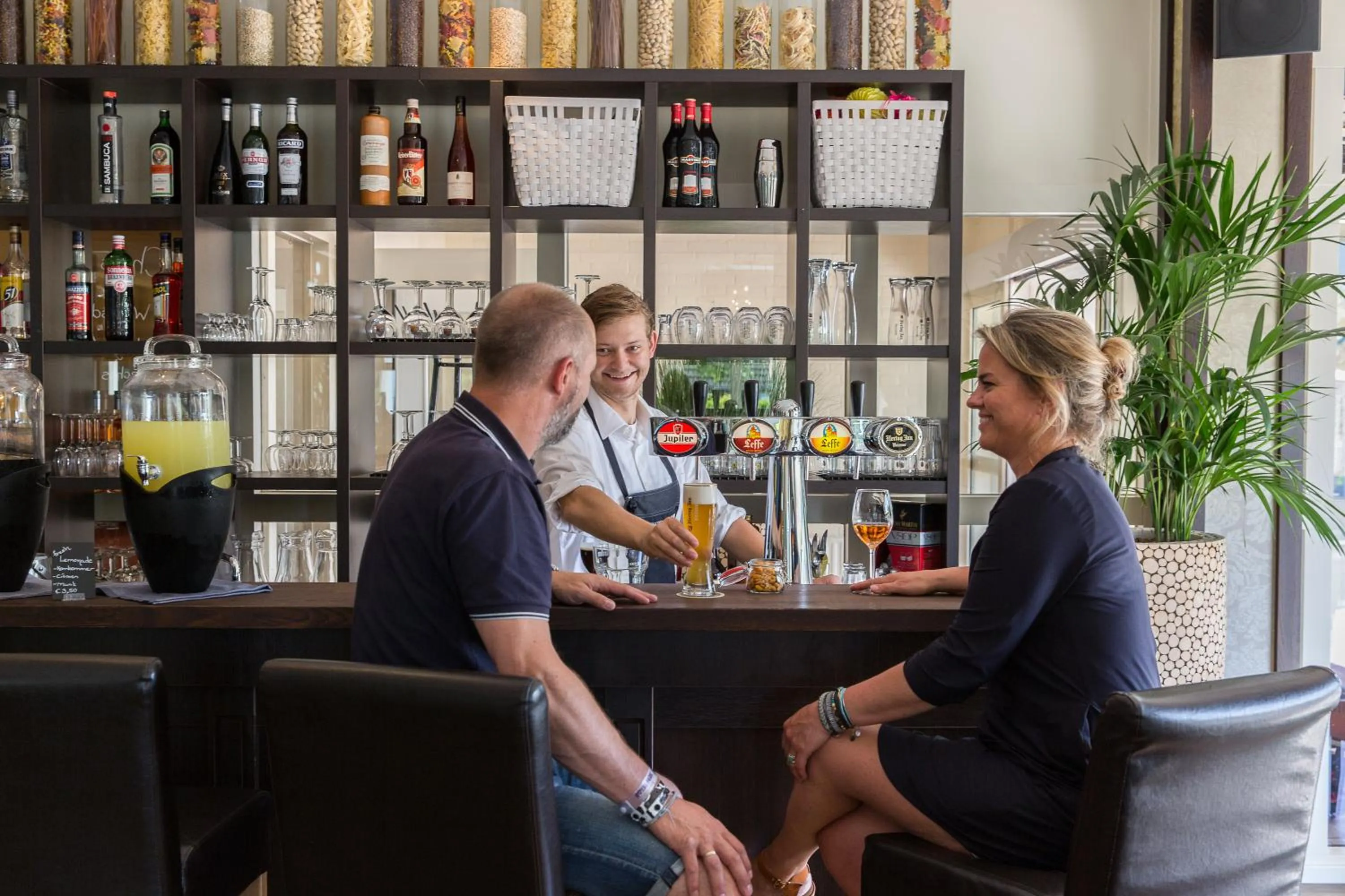 Lounge or bar in Strandhotel Bos en Duin