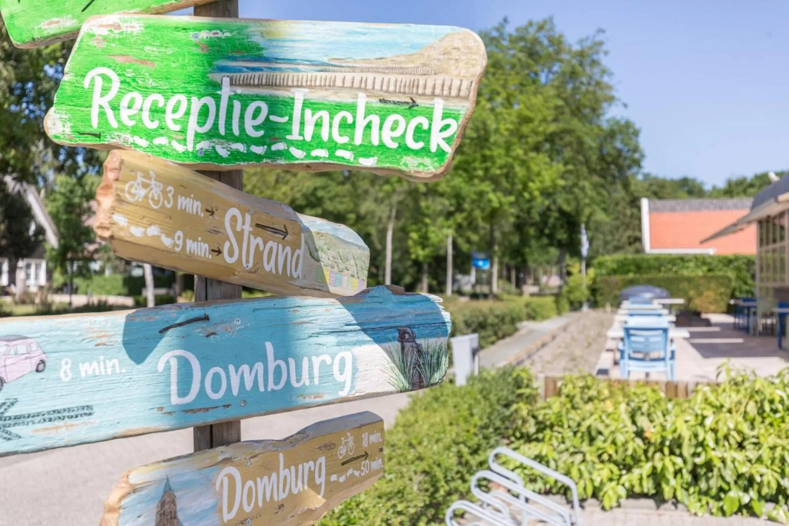 Facade/entrance in Strandhotel Bos en Duin