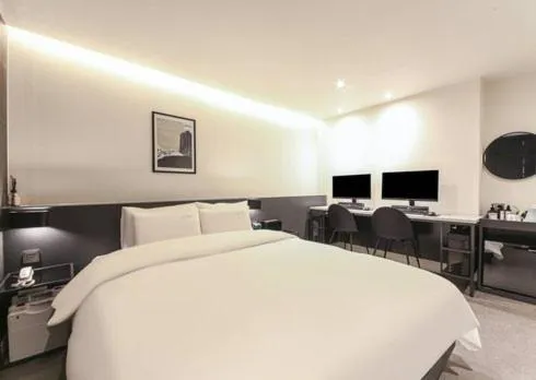 TV and multimedia, Bed in Hotel Yam Yeonsan