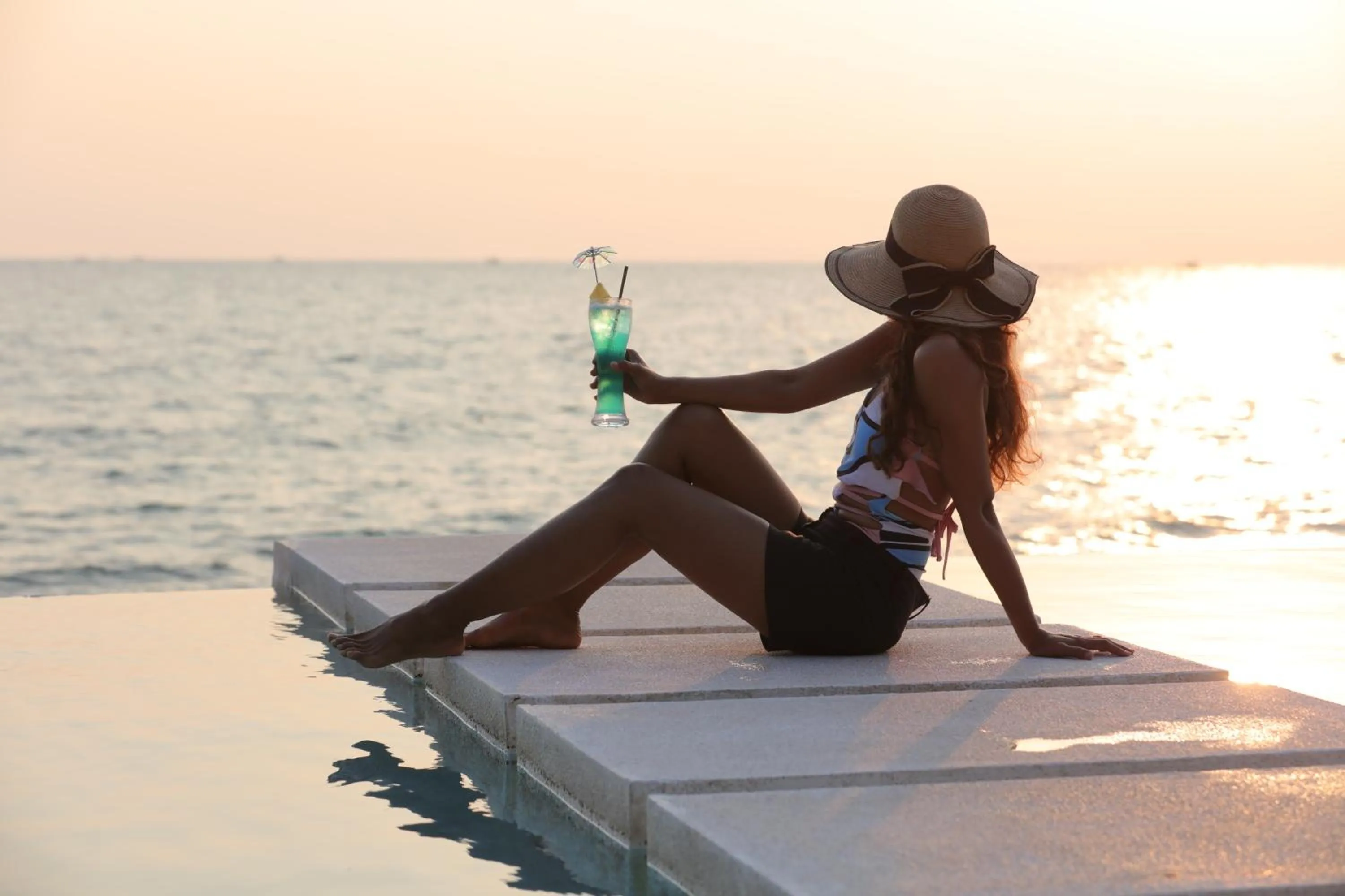 Food and drinks in Pod Village by Independence Hotels