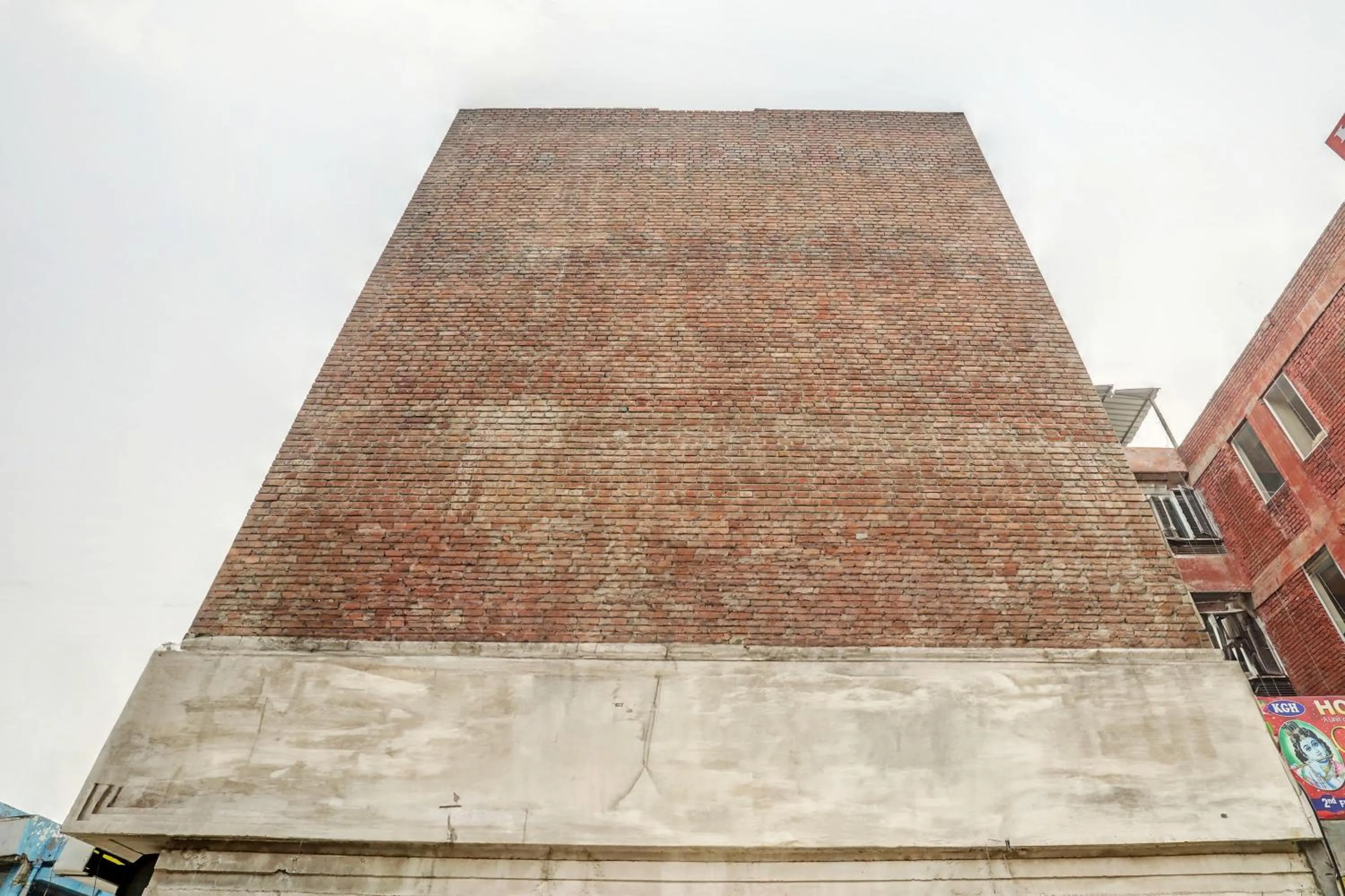 Facade/entrance in Hotel O Krishna Guest House & PG