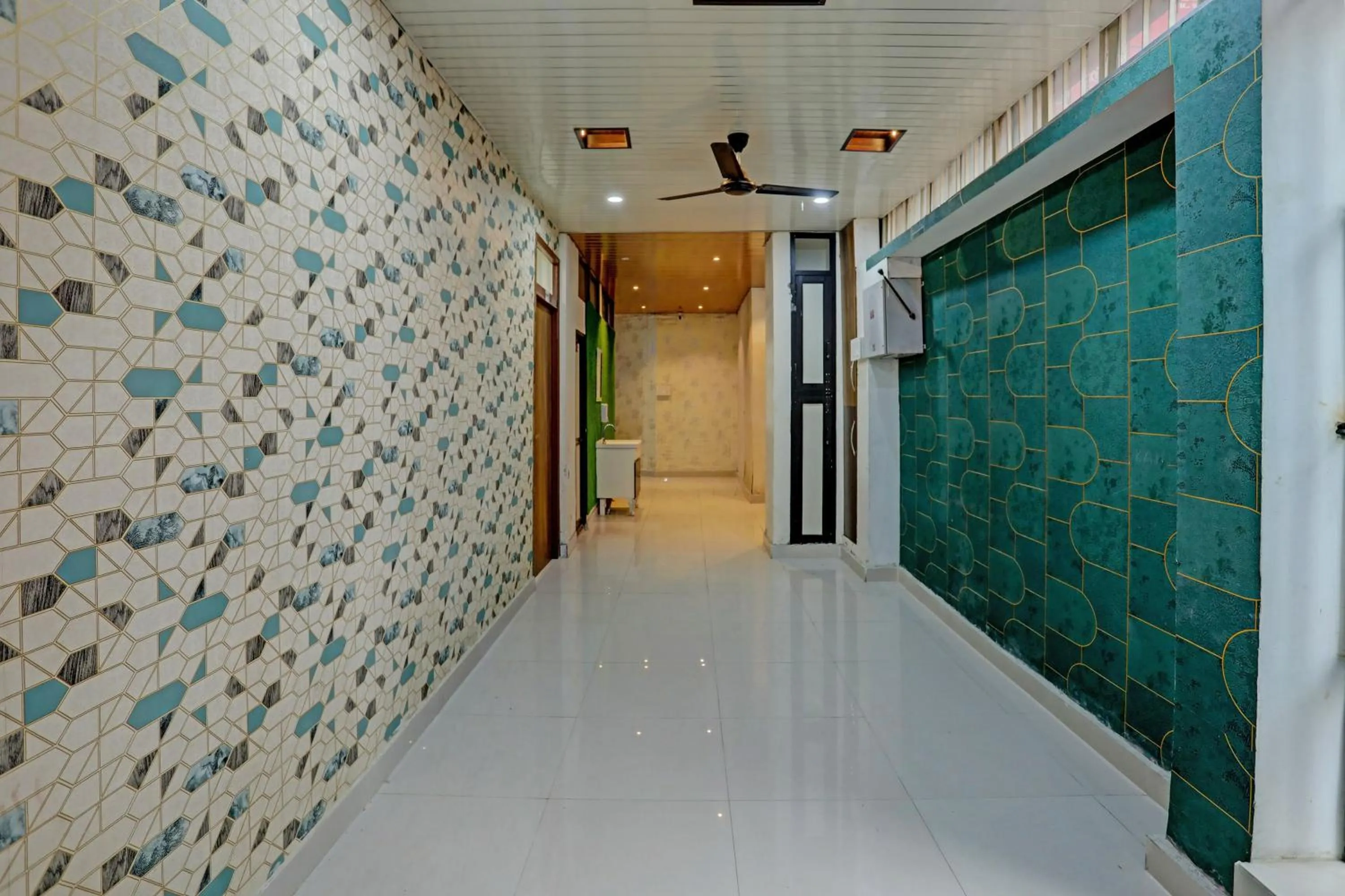 Lobby or reception in Hotel O Krishna Guest House & PG