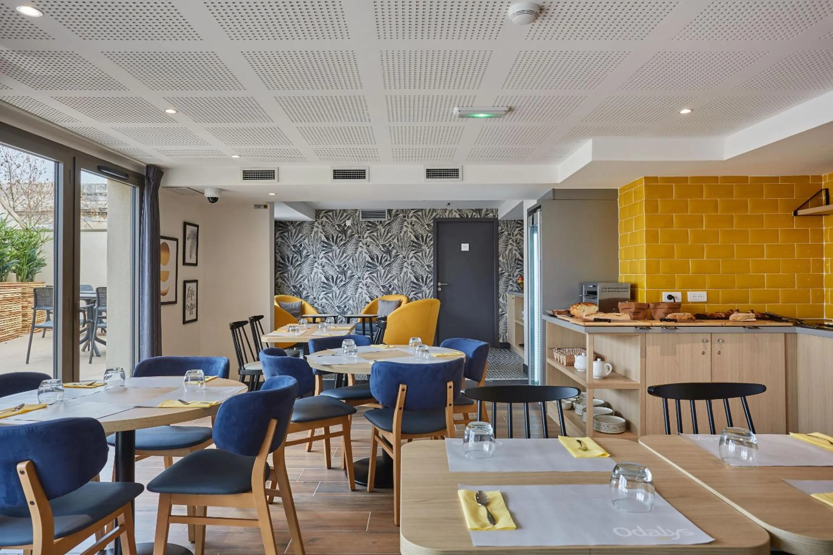 Breakfast in Appart'hôtel Odalys City - Nîmes Arènes - Palais des Congrès