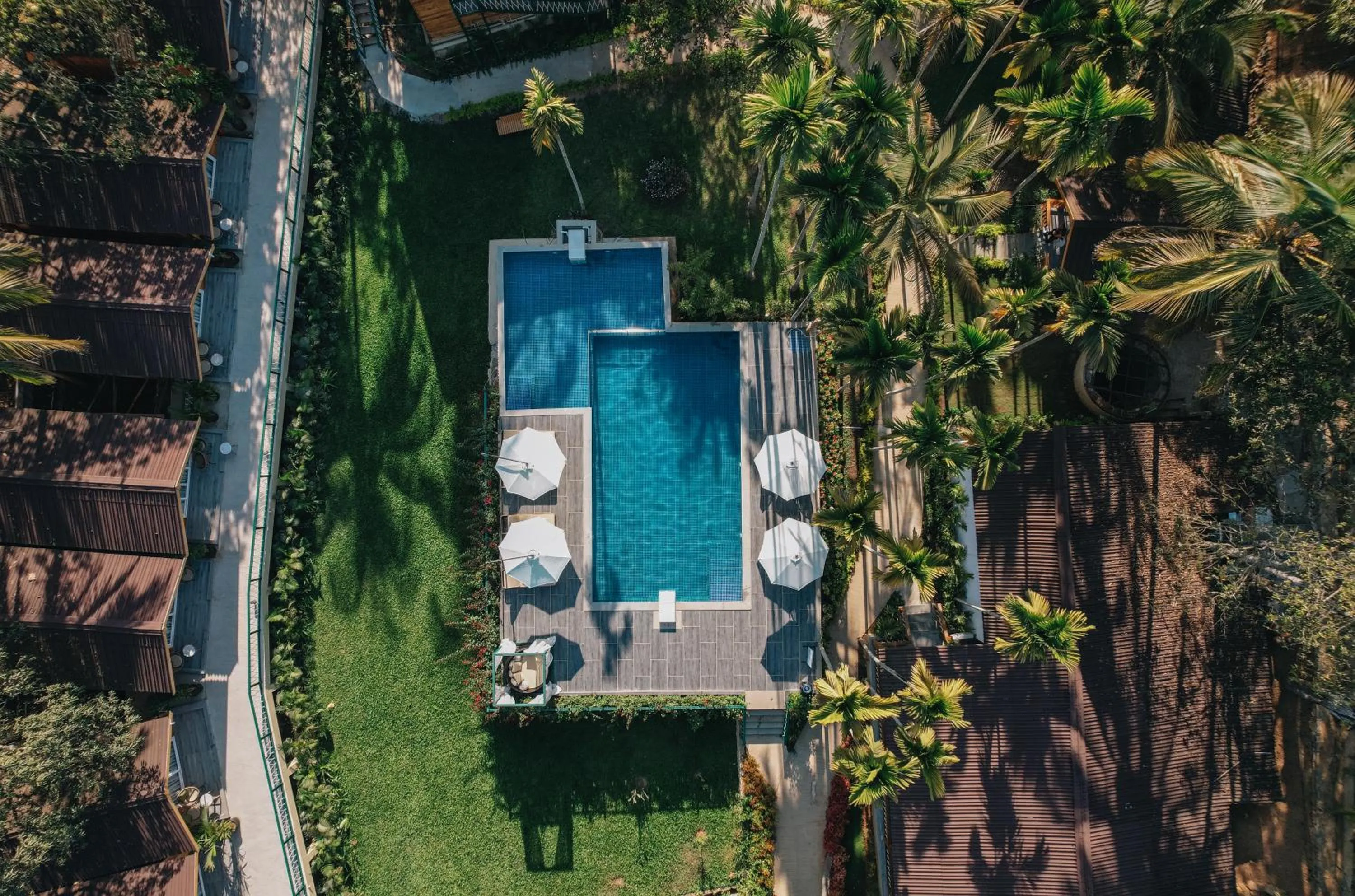 Garden in Stone Wood Premier Dandeli