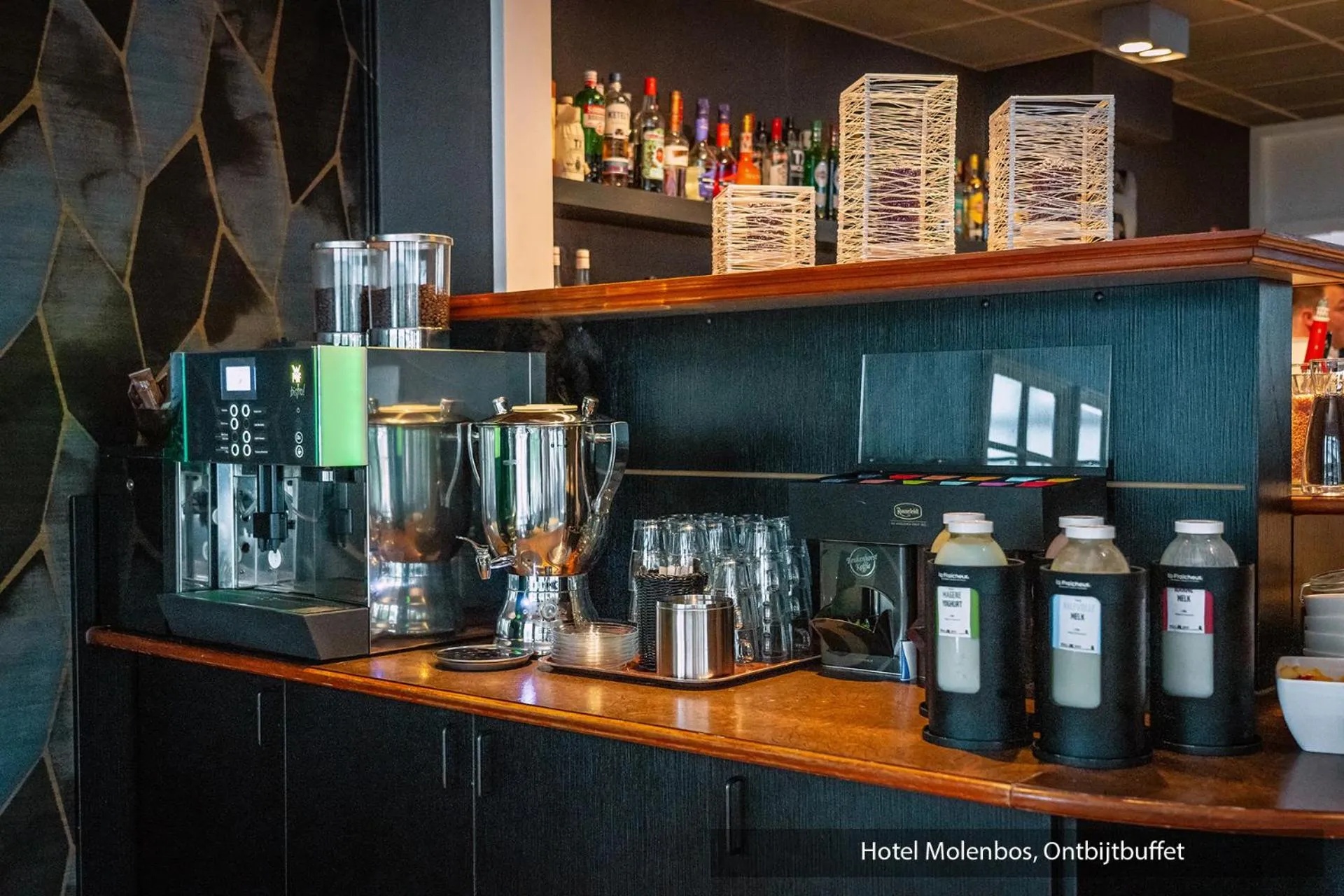 Coffee/tea facilities in Hotel Molenbos Texel