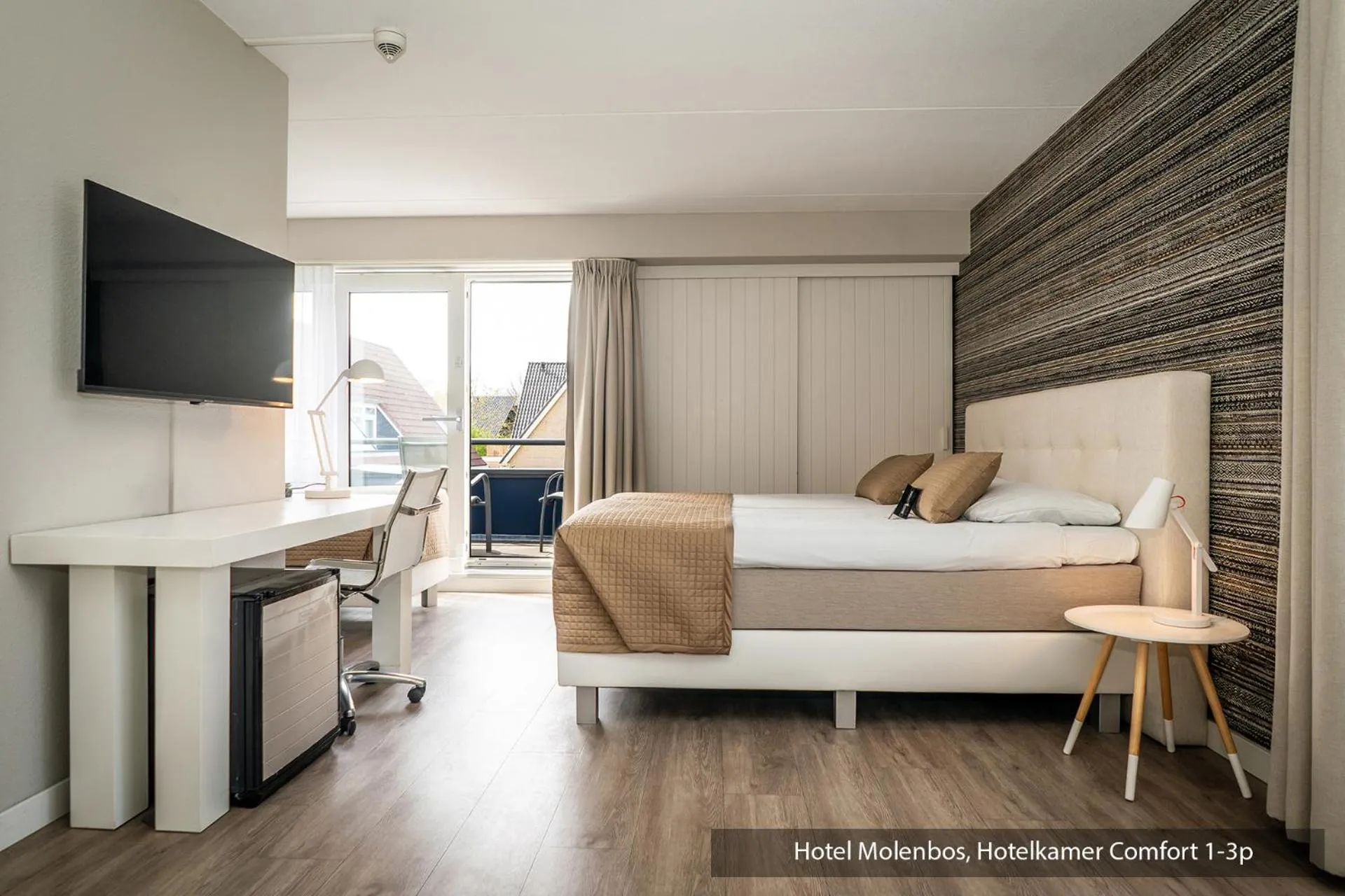 Photo of the whole room, Bed in Hotel Molenbos Texel