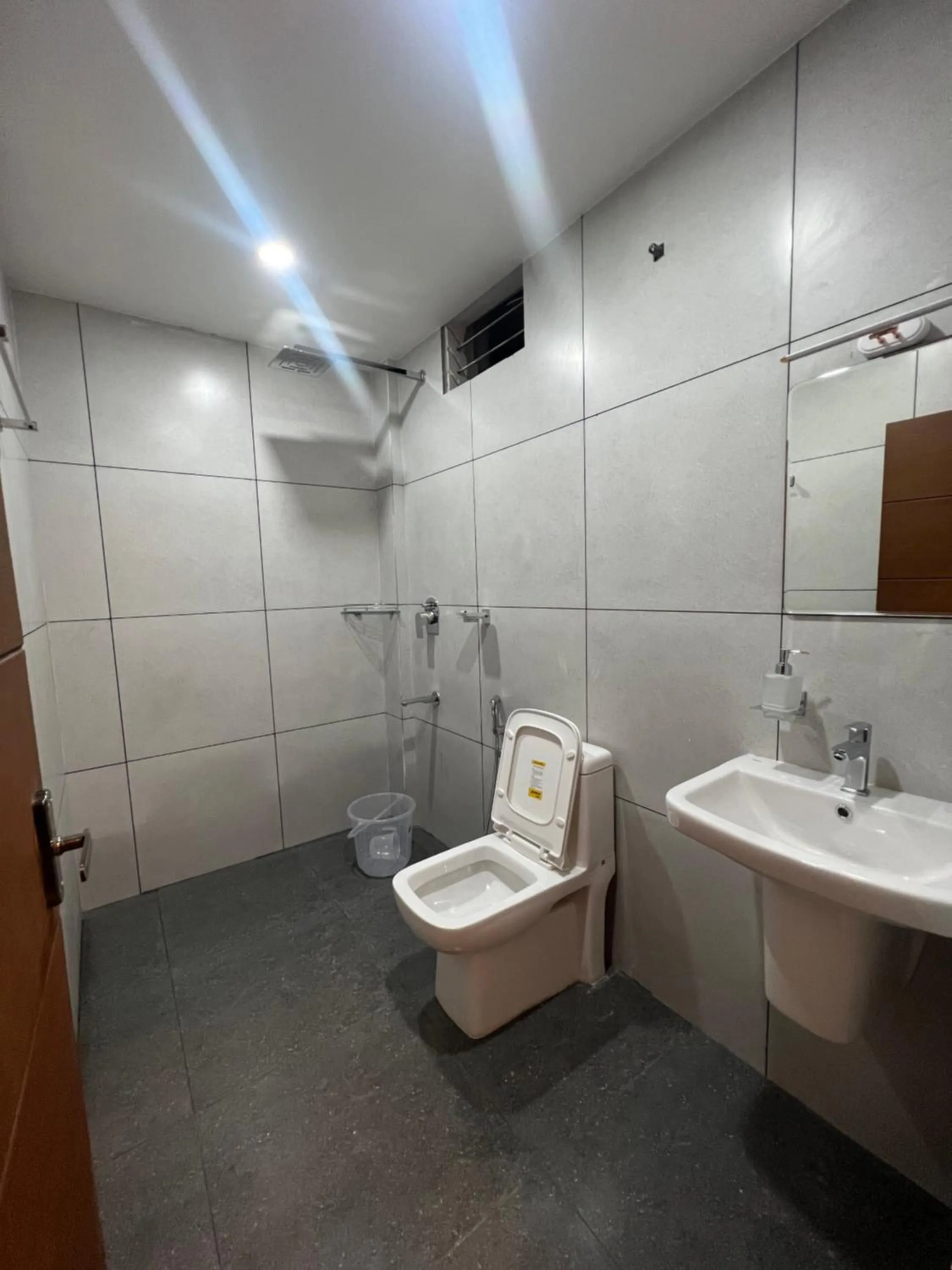 Shower in Heres Haut Residency